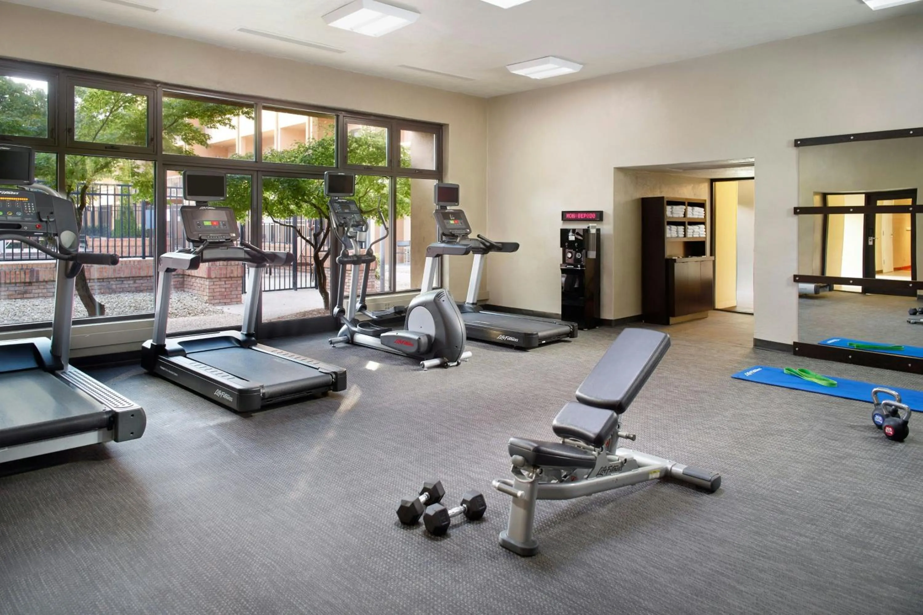 Fitness centre/facilities in Courtyard Charlotte Arrowood