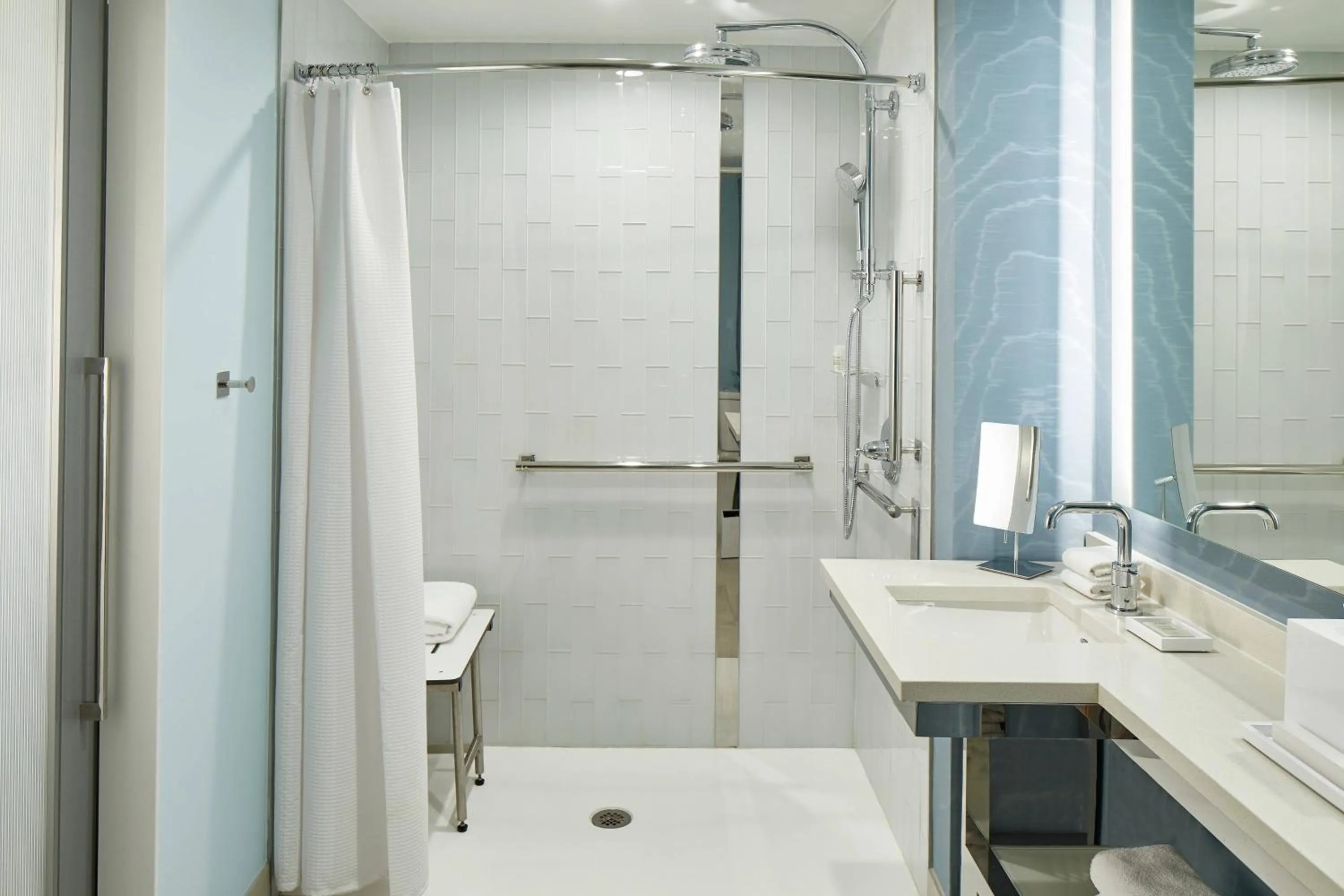 Bathroom in Renaissance Charlotte SouthPark Hotel