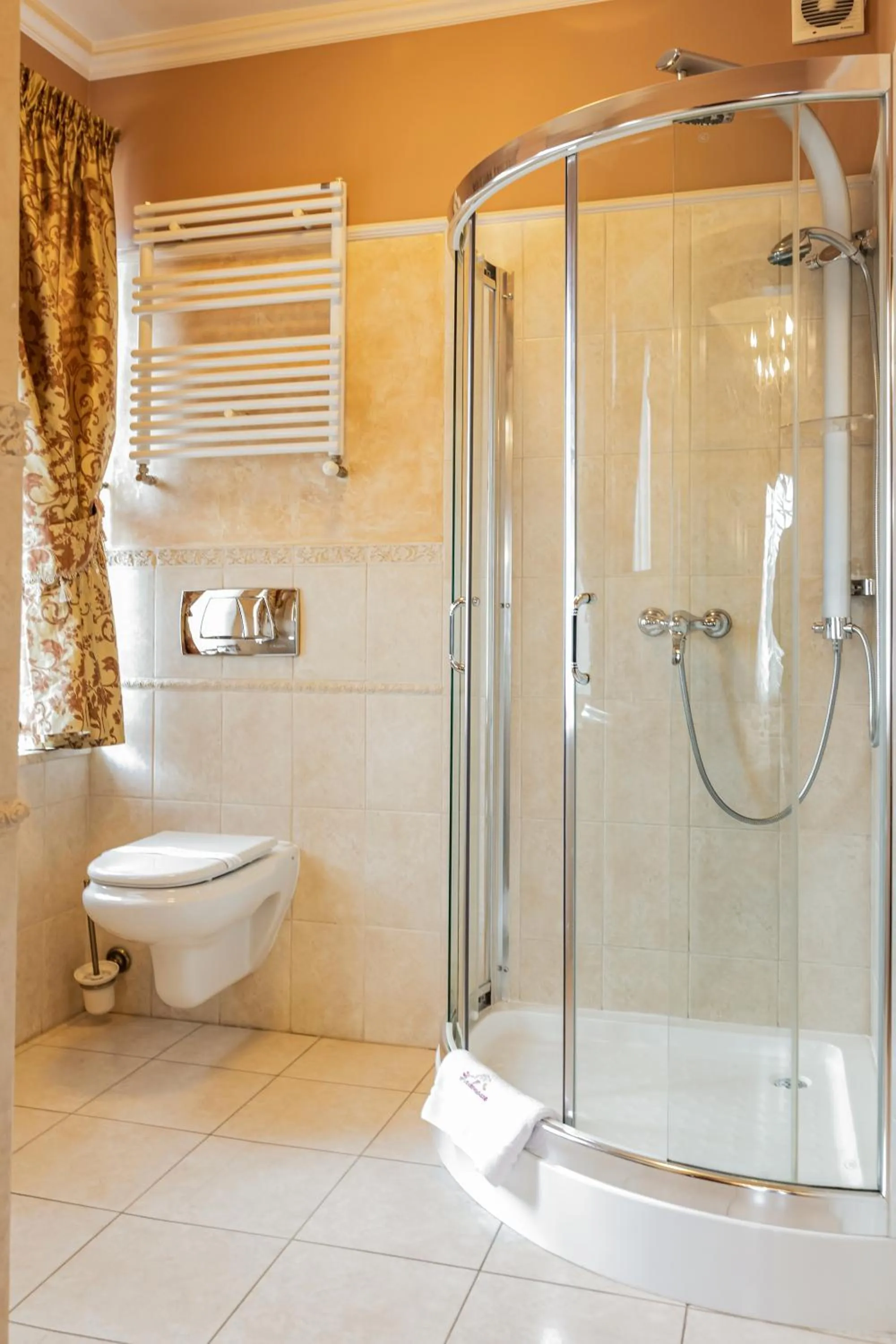 Bathroom in Pałacyk Karkonosze koło Karpacza