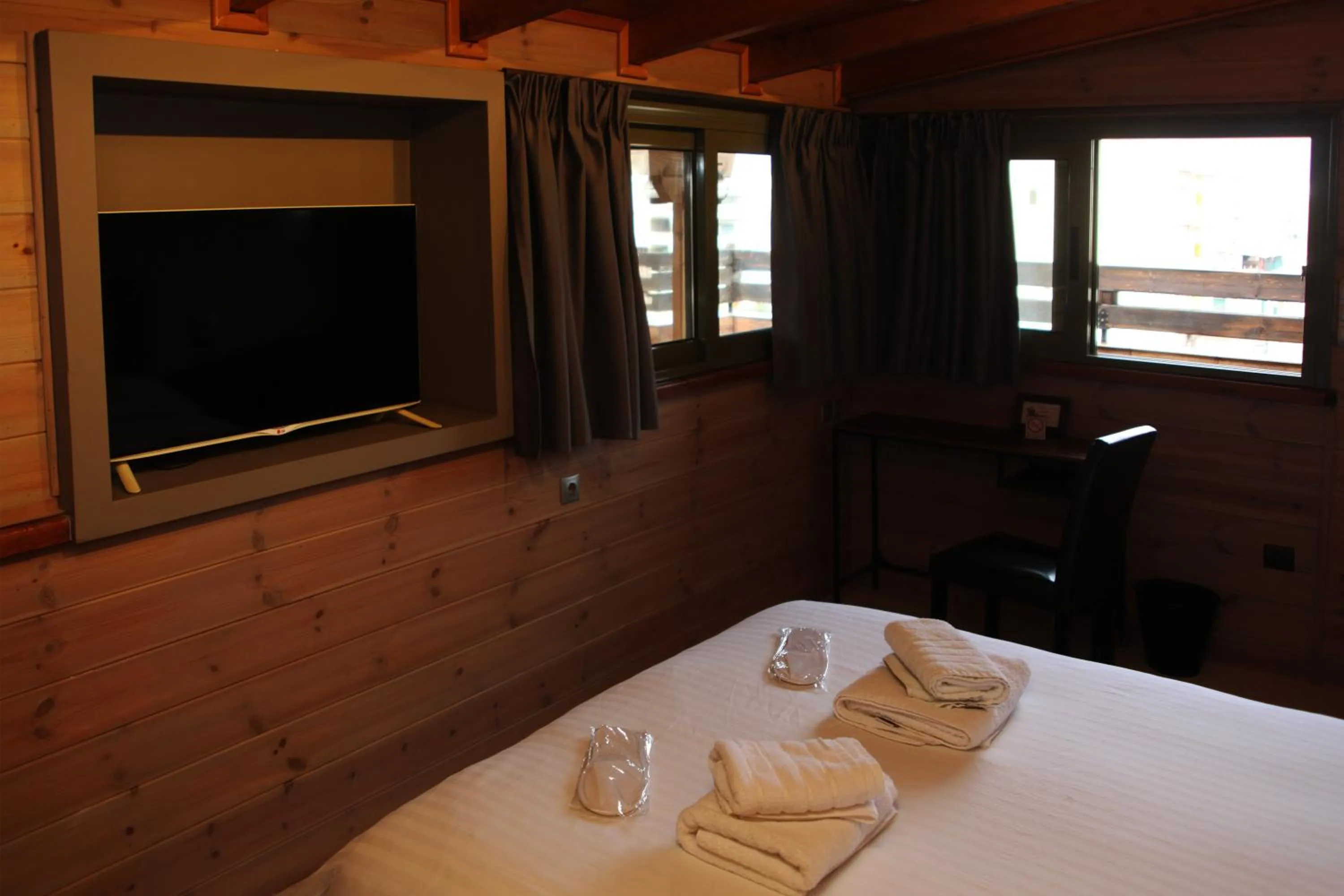 Bed in Apollon Filoxenia