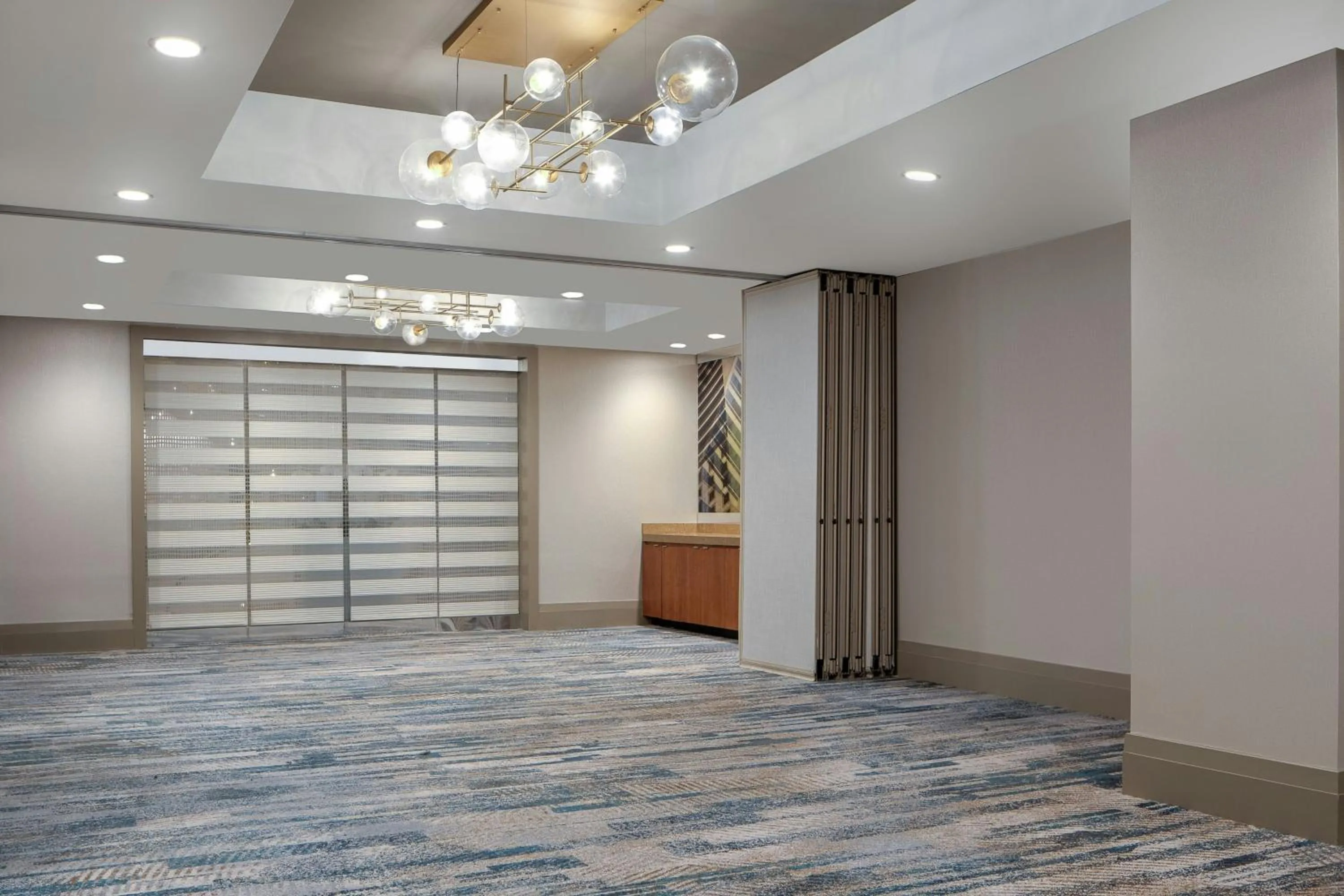 Meeting/conference room in Renaissance Dallas Hotel