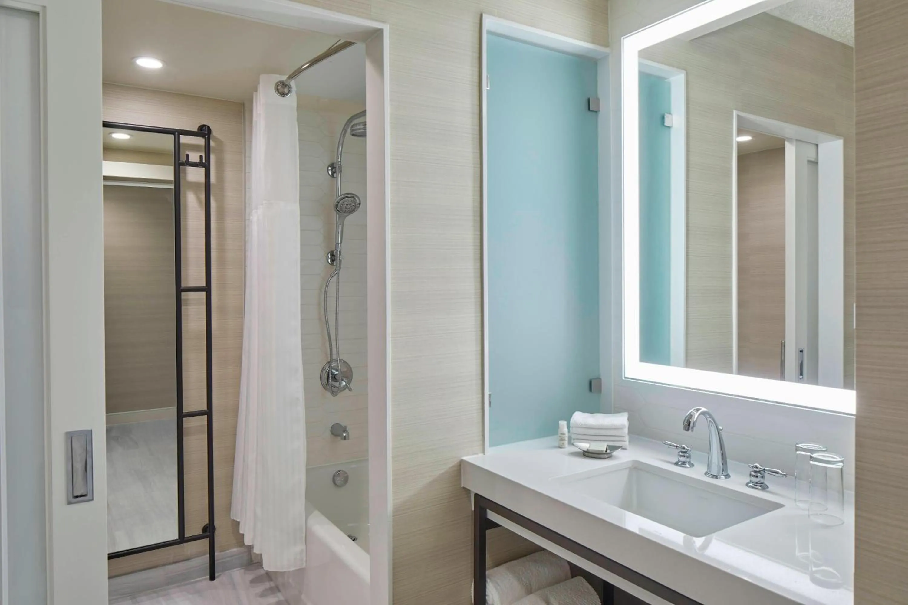 Bathroom in Renaissance Dallas Hotel