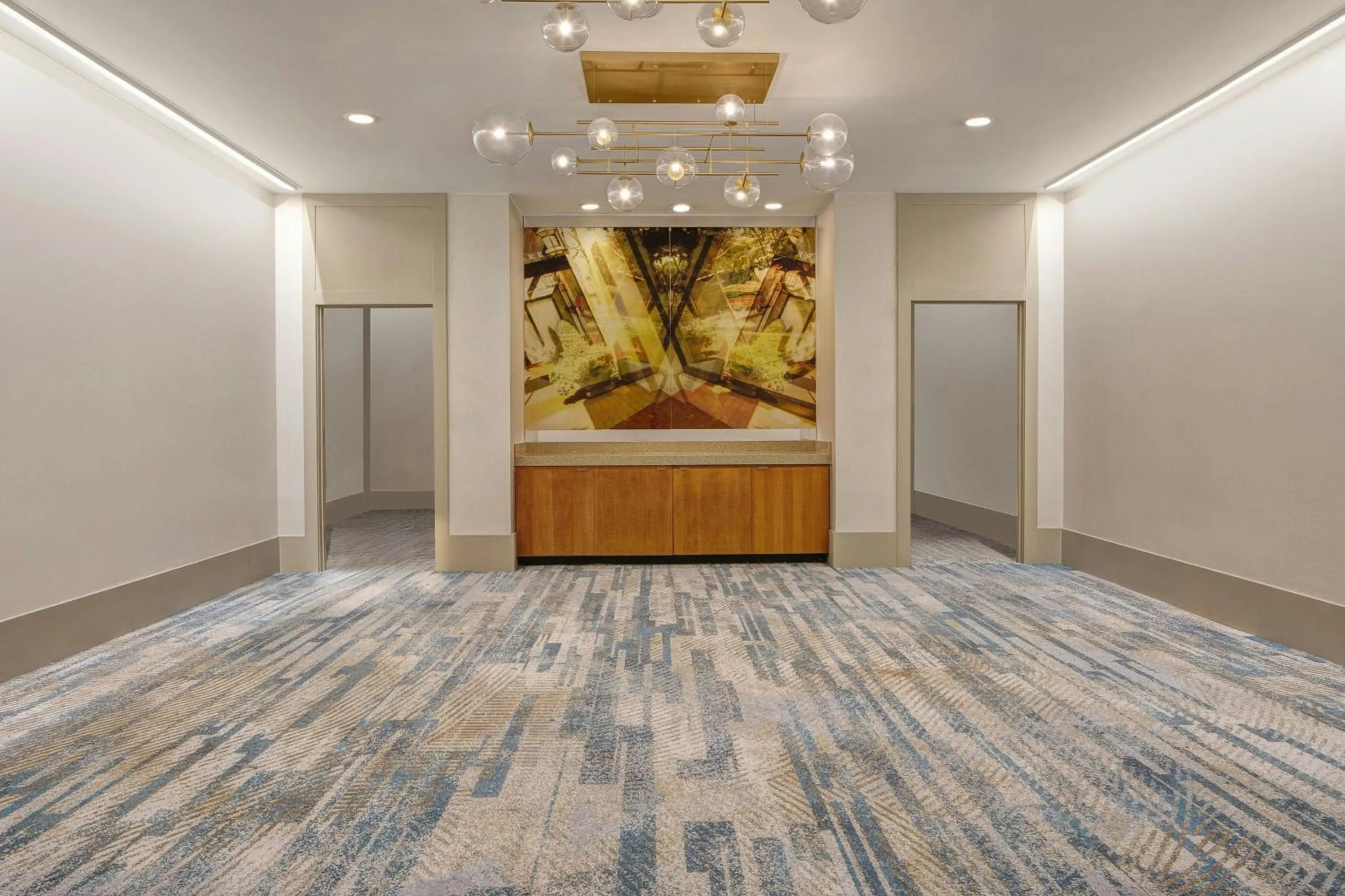 Meeting/conference room in Renaissance Dallas Hotel