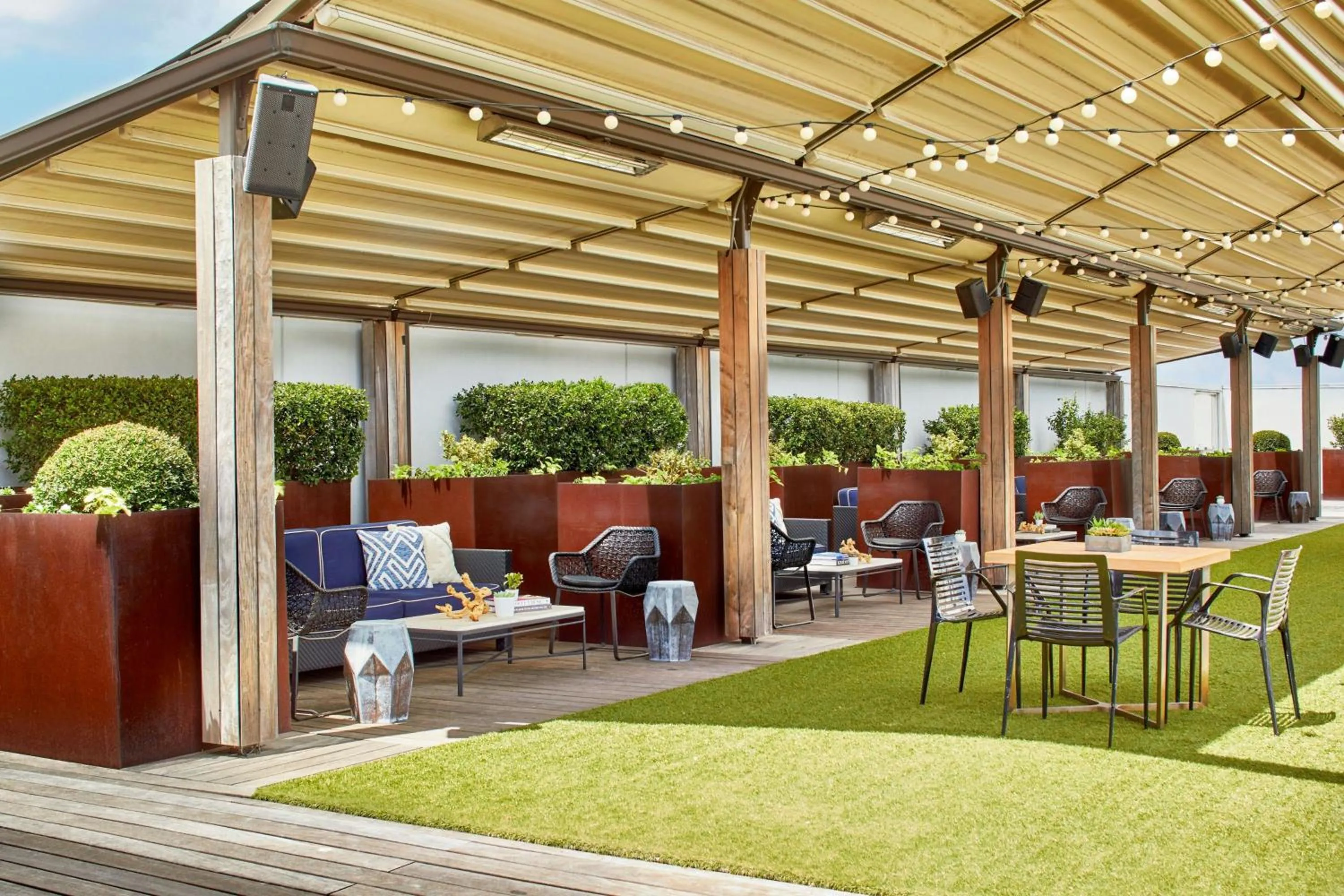 Meeting/conference room in Renaissance Dallas Hotel