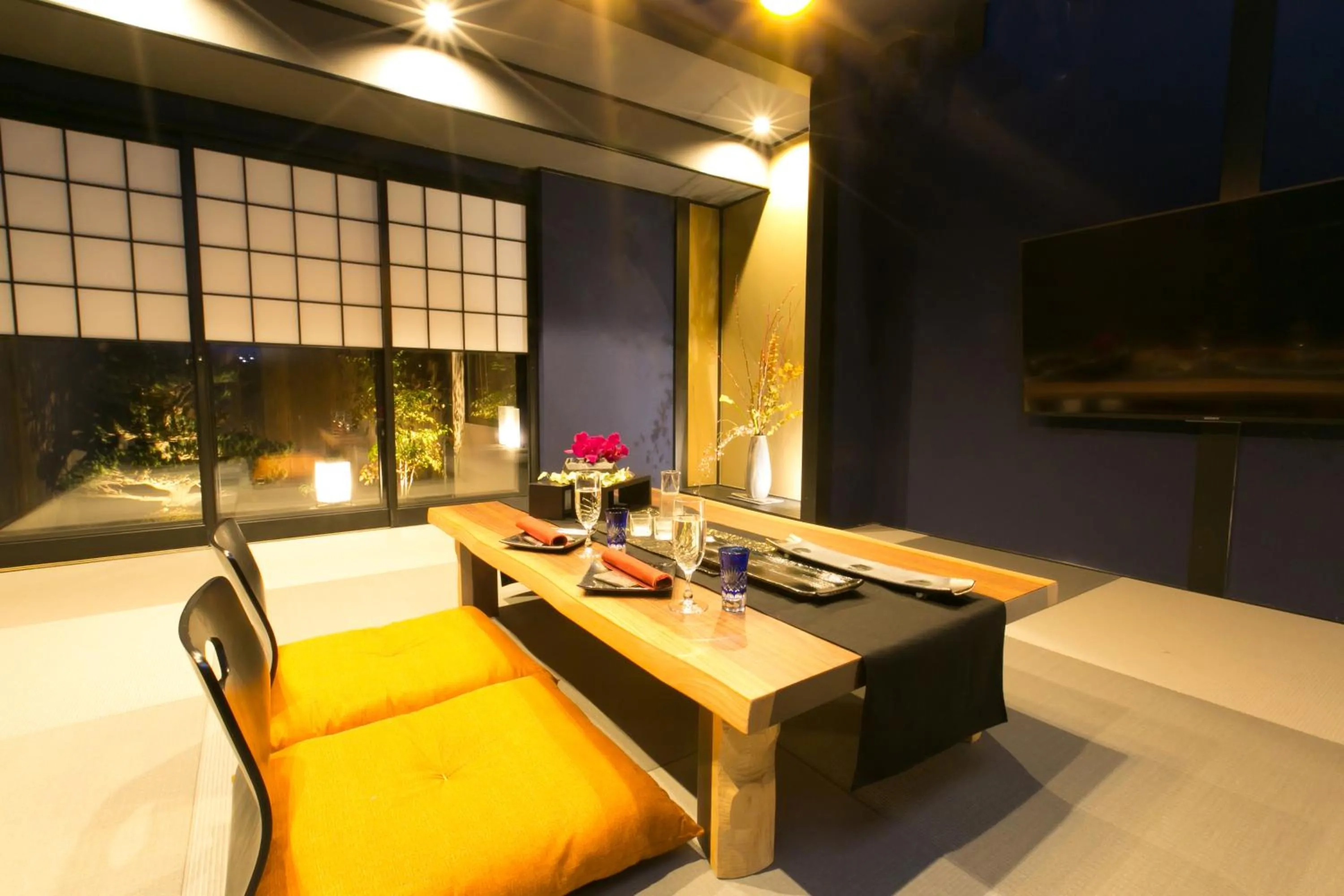 Living room in Hosta Umekoji Akari