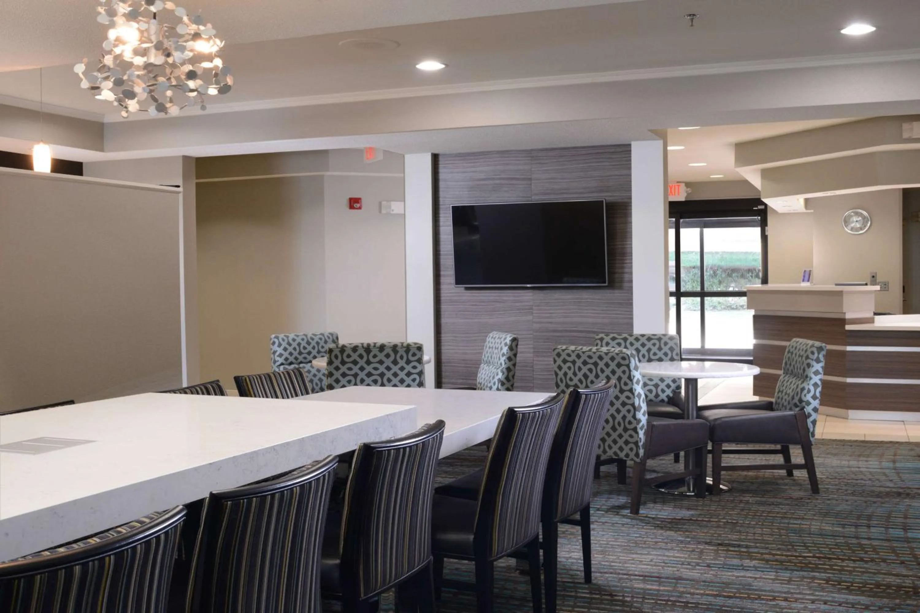 Lobby or reception in Sonesta ES Suites Dallas Central Expressway