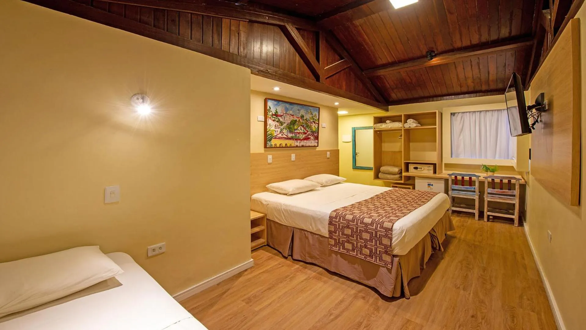 Photo of the whole room, Bed in Hotel Costeiro