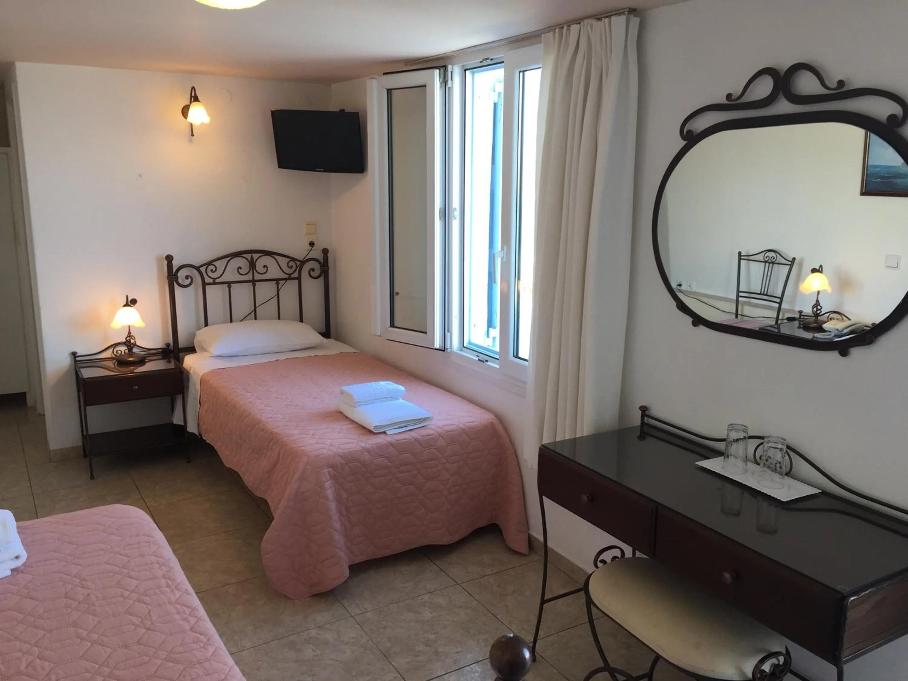 Bed in Vana Holidays