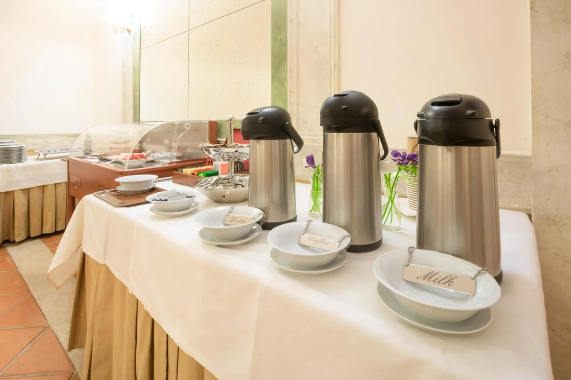 Food and drinks in Hosianum Palace