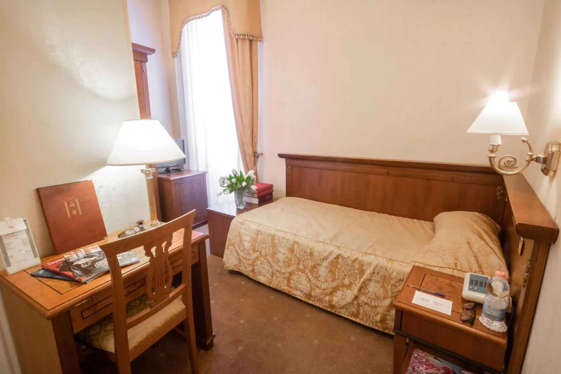 Bed in Hosianum Palace