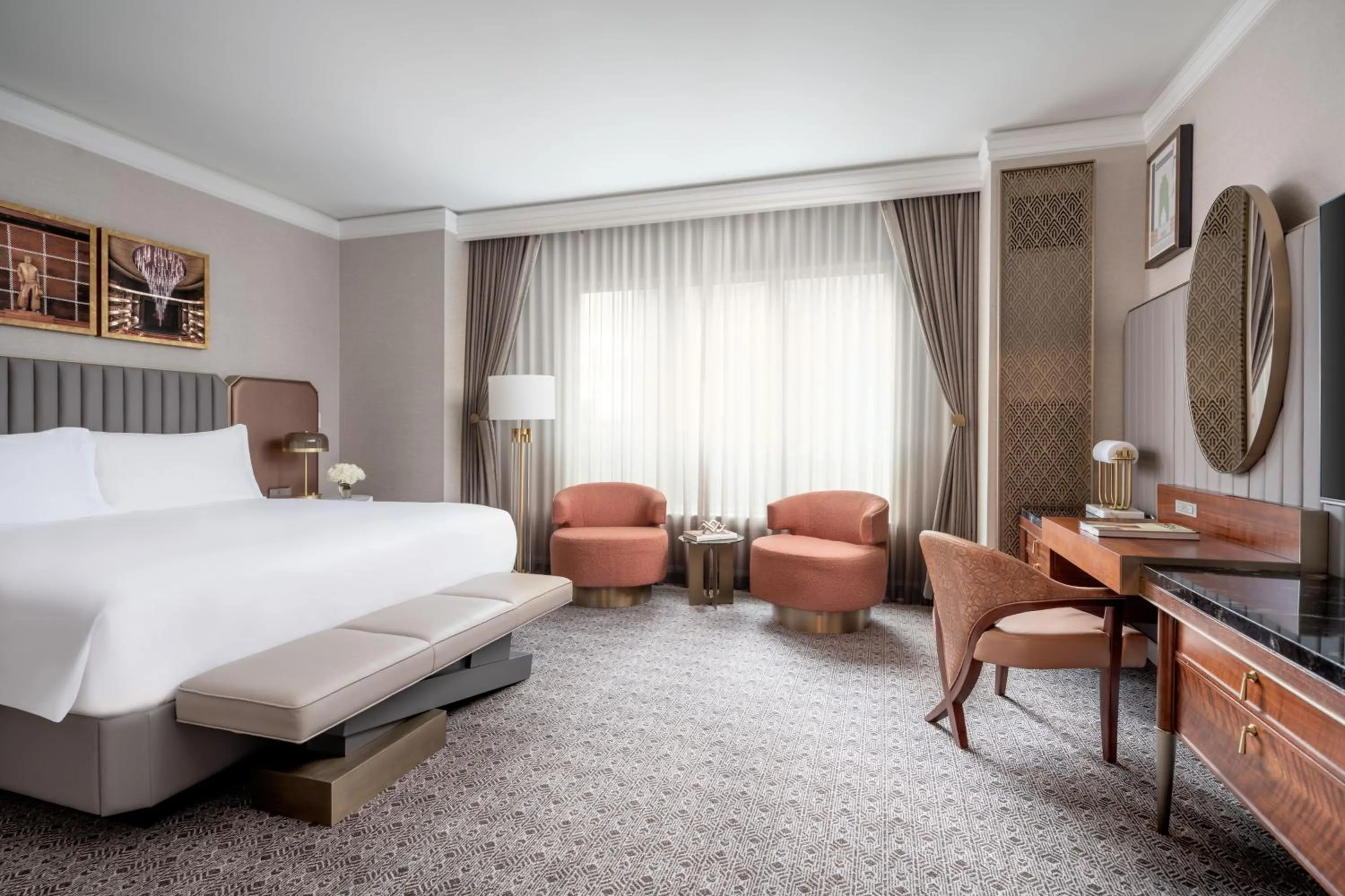 Photo of the whole room, Bed in The Ritz-Carlton, Dallas