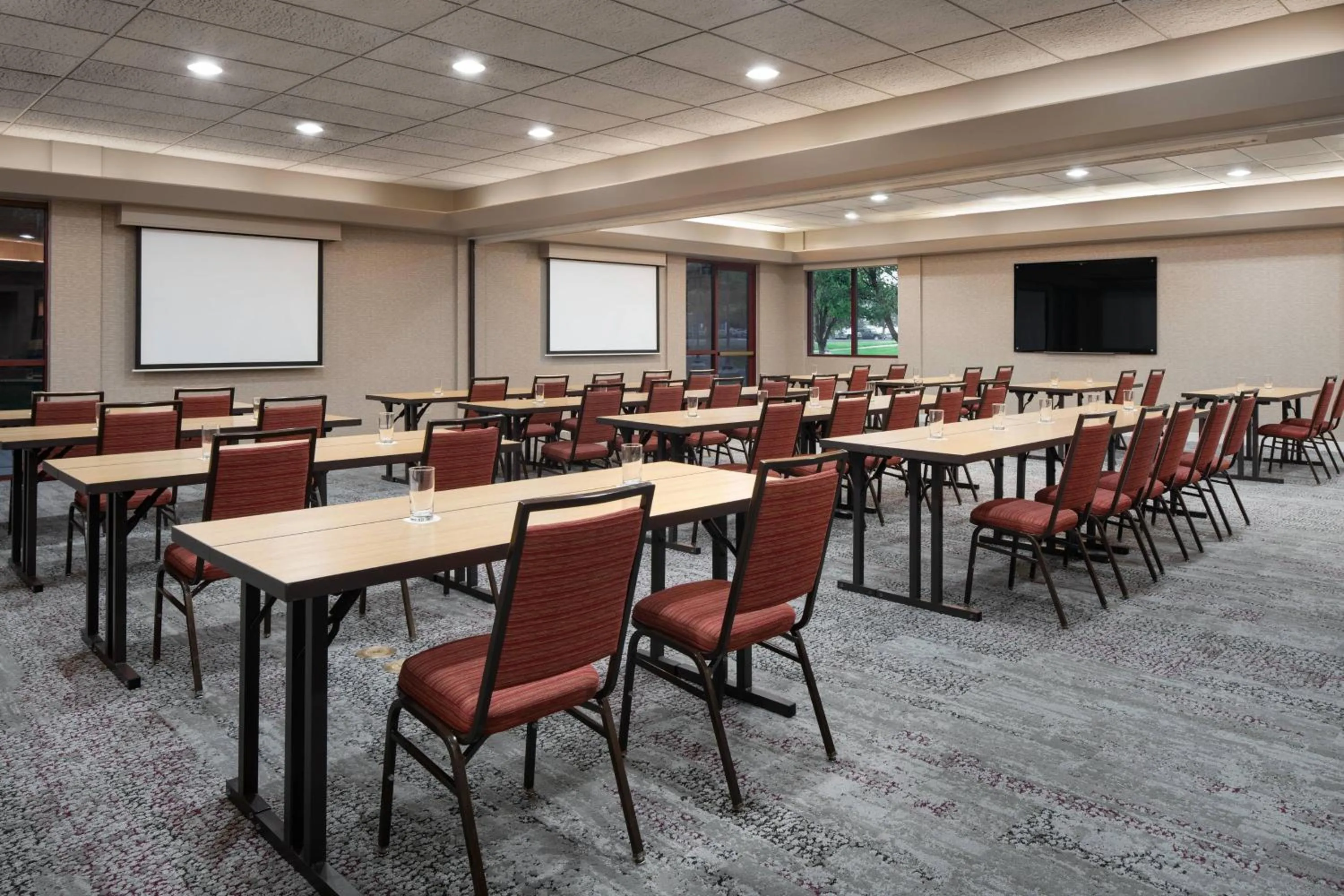 Meeting/conference room in Courtyard by Marriott Denver Airport