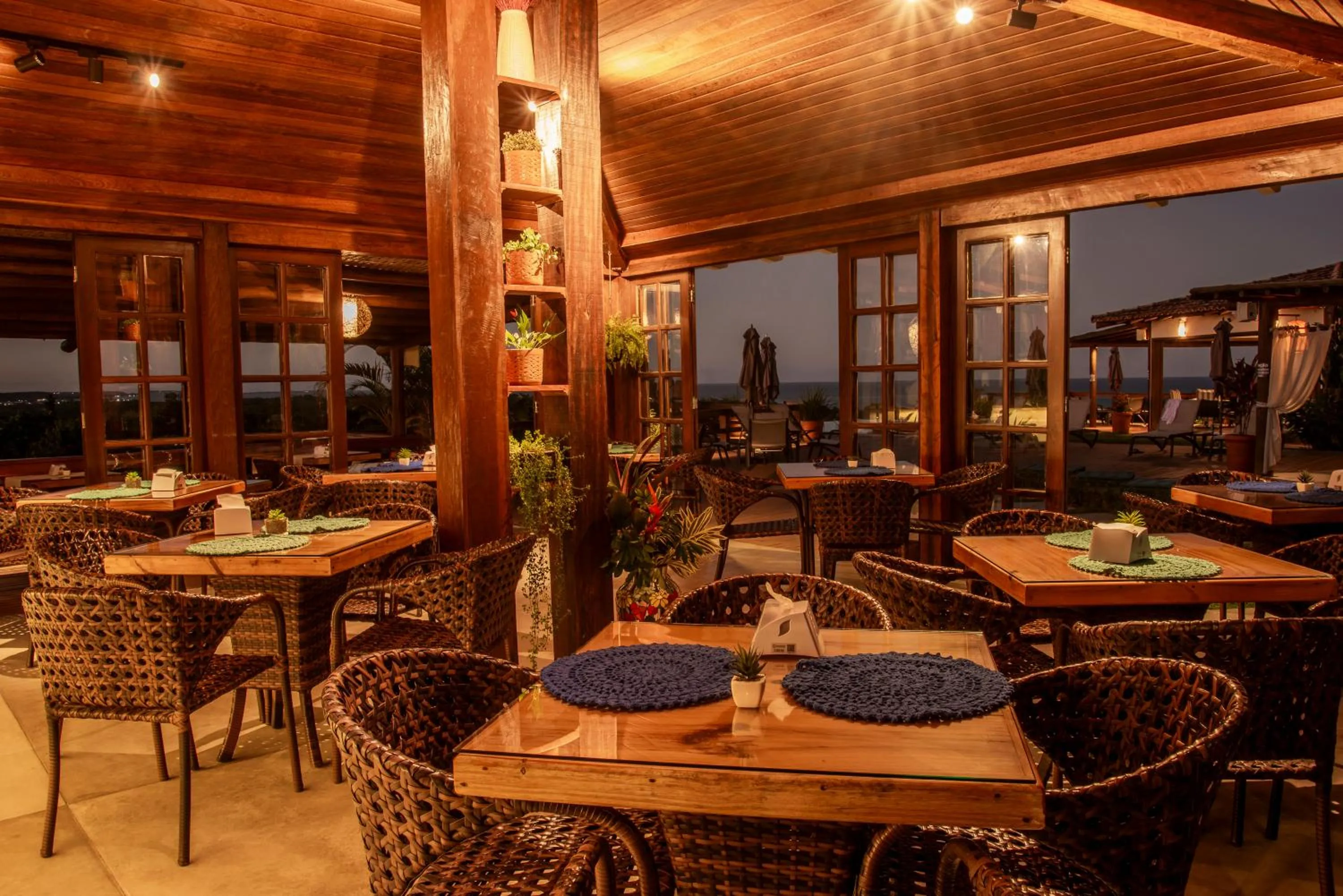 Restaurant/places to eat in Manacá Pousada Parque