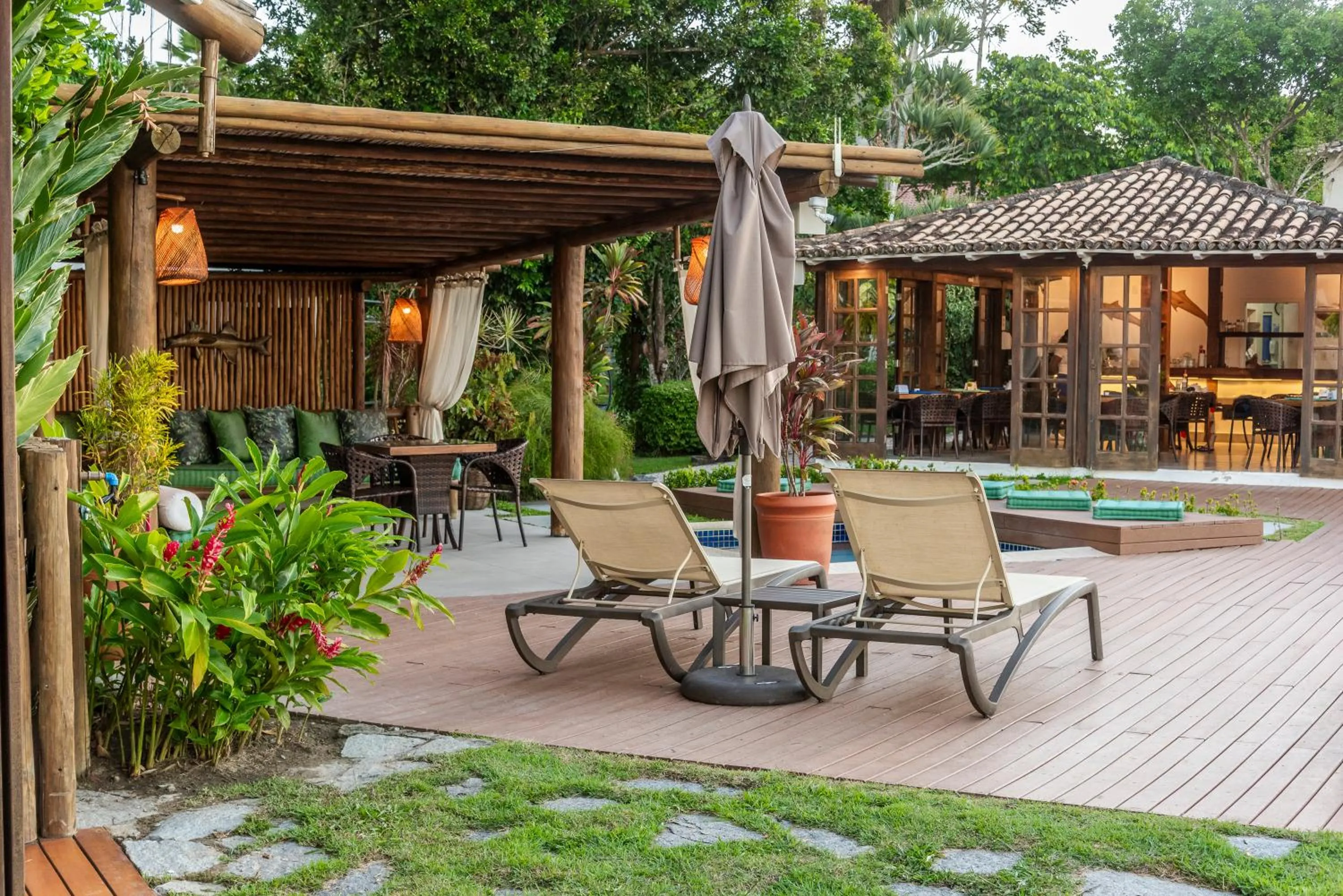 Restaurant/places to eat in Manacá Pousada Parque