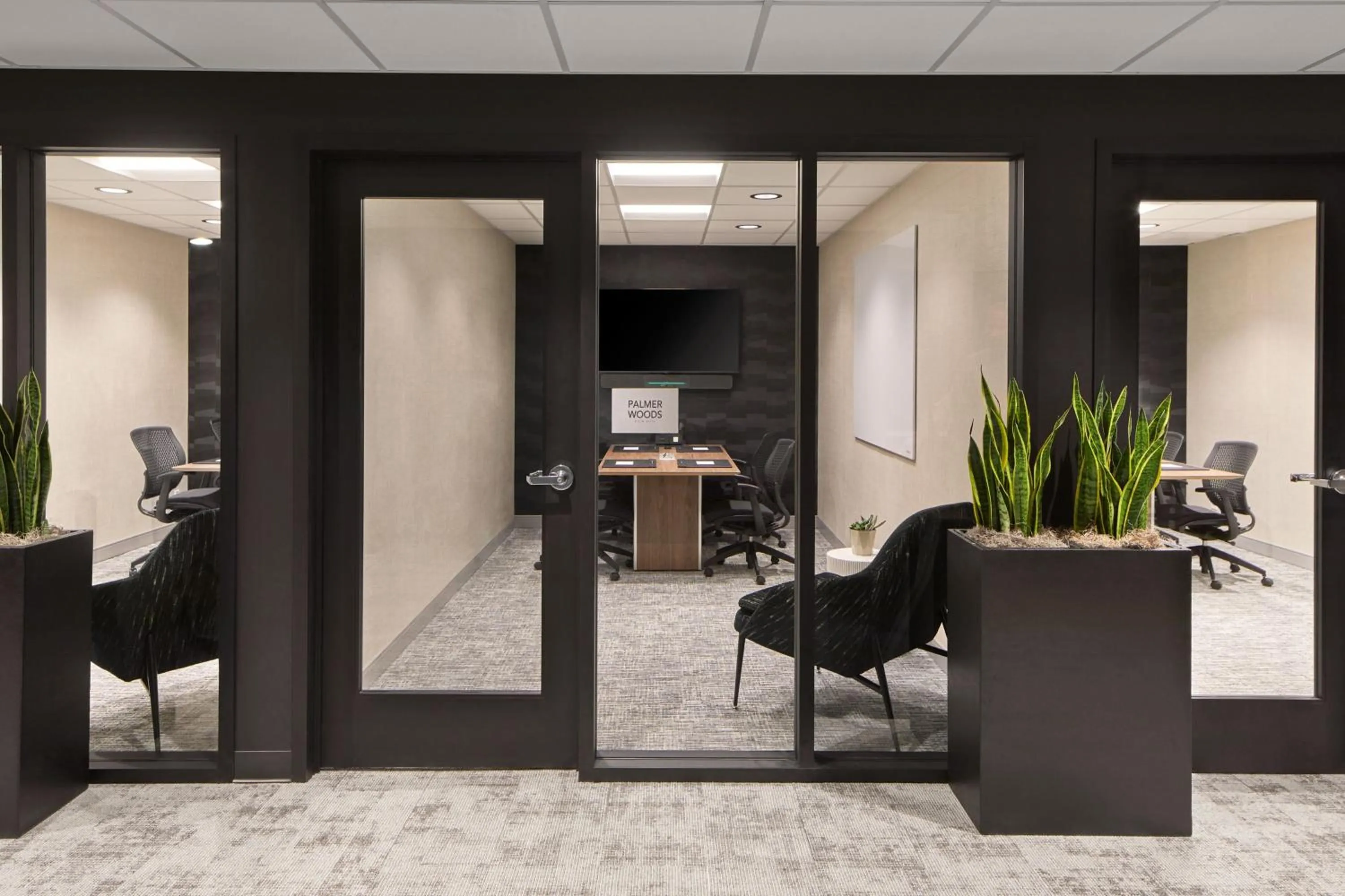 Meeting/conference room in Courtyard by Marriott Detroit Downtown