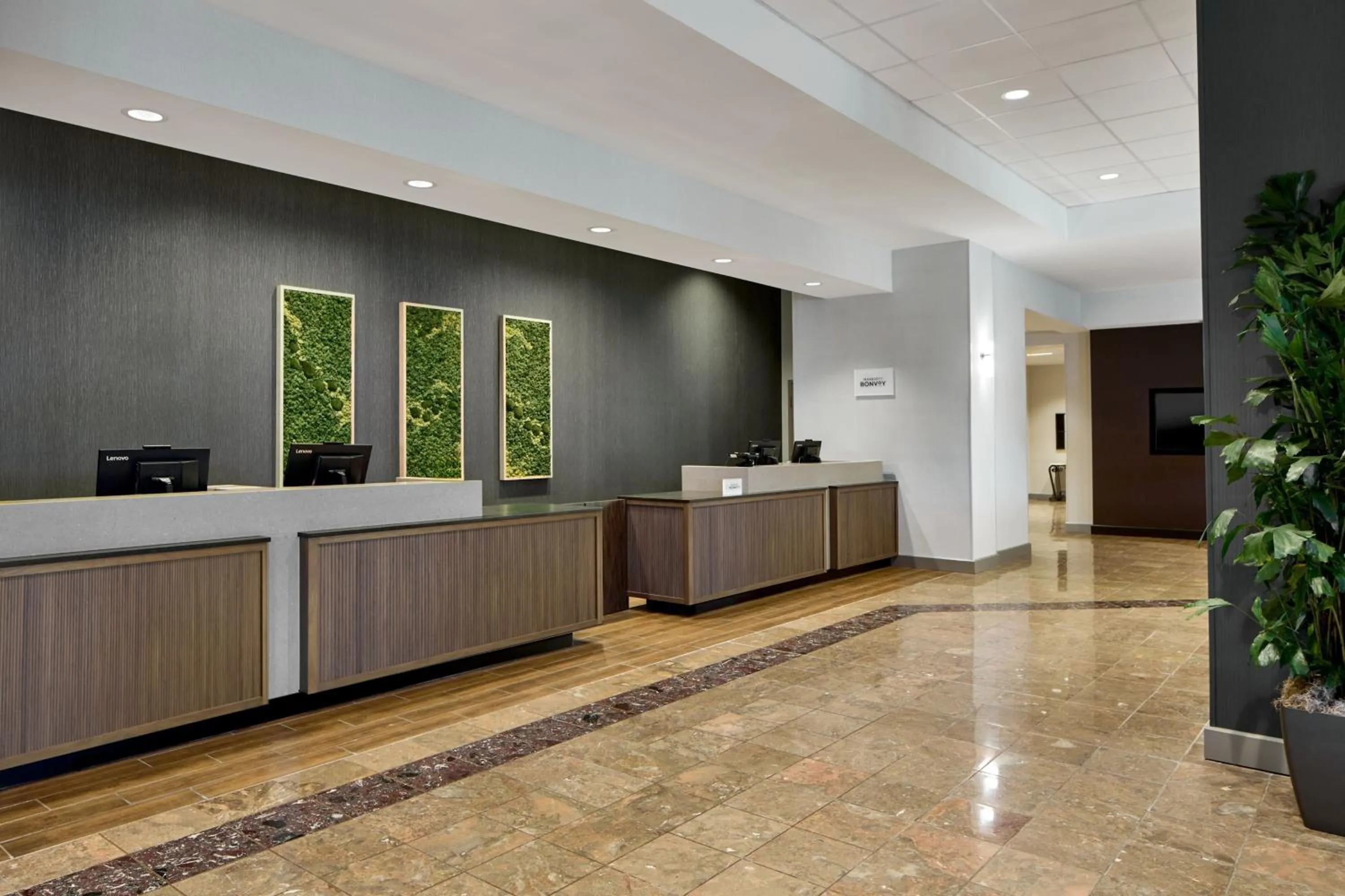 Lobby or reception in Courtyard by Marriott Detroit Downtown