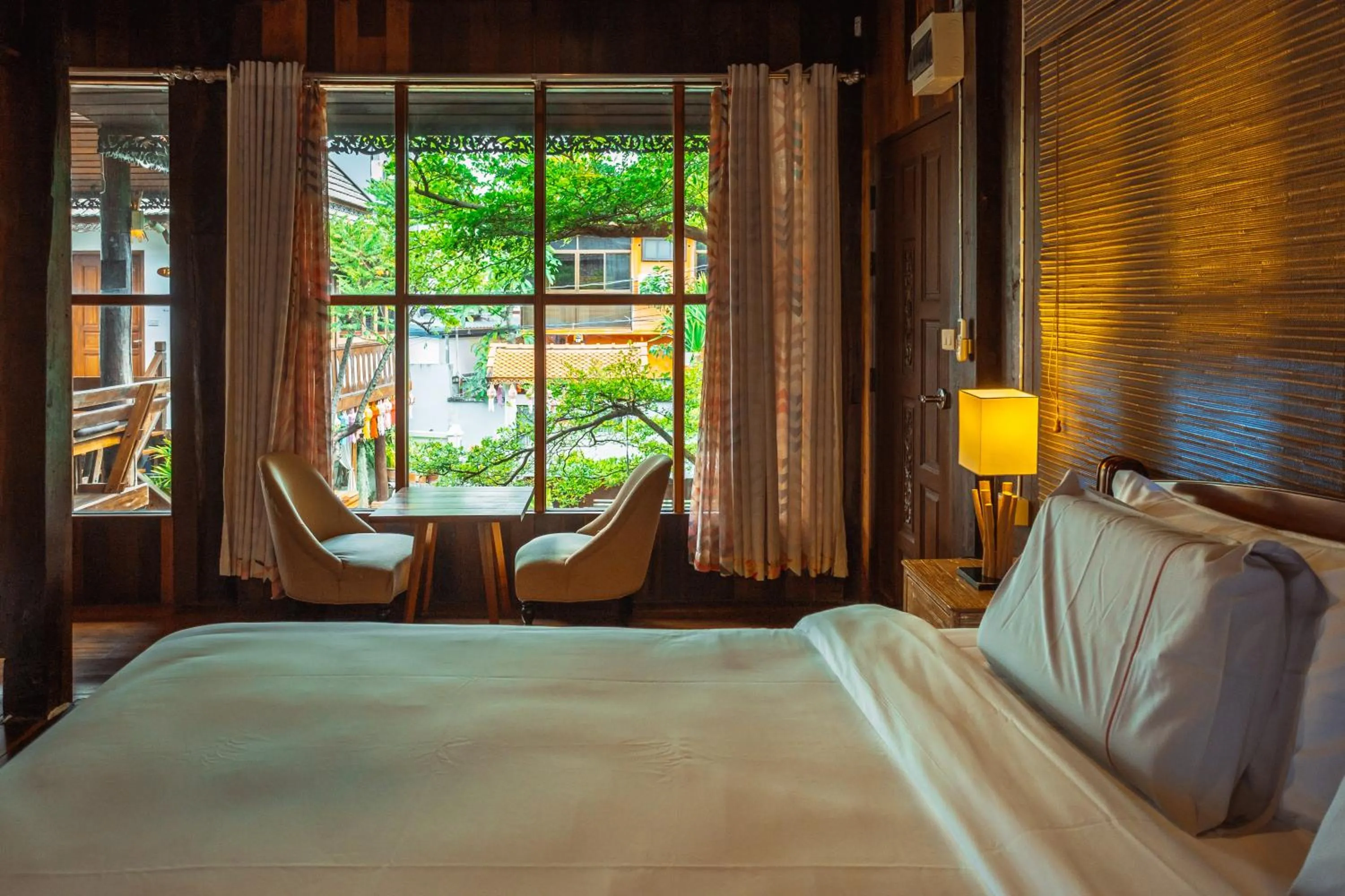 Garden view, Bed in Pao Come Boutique House