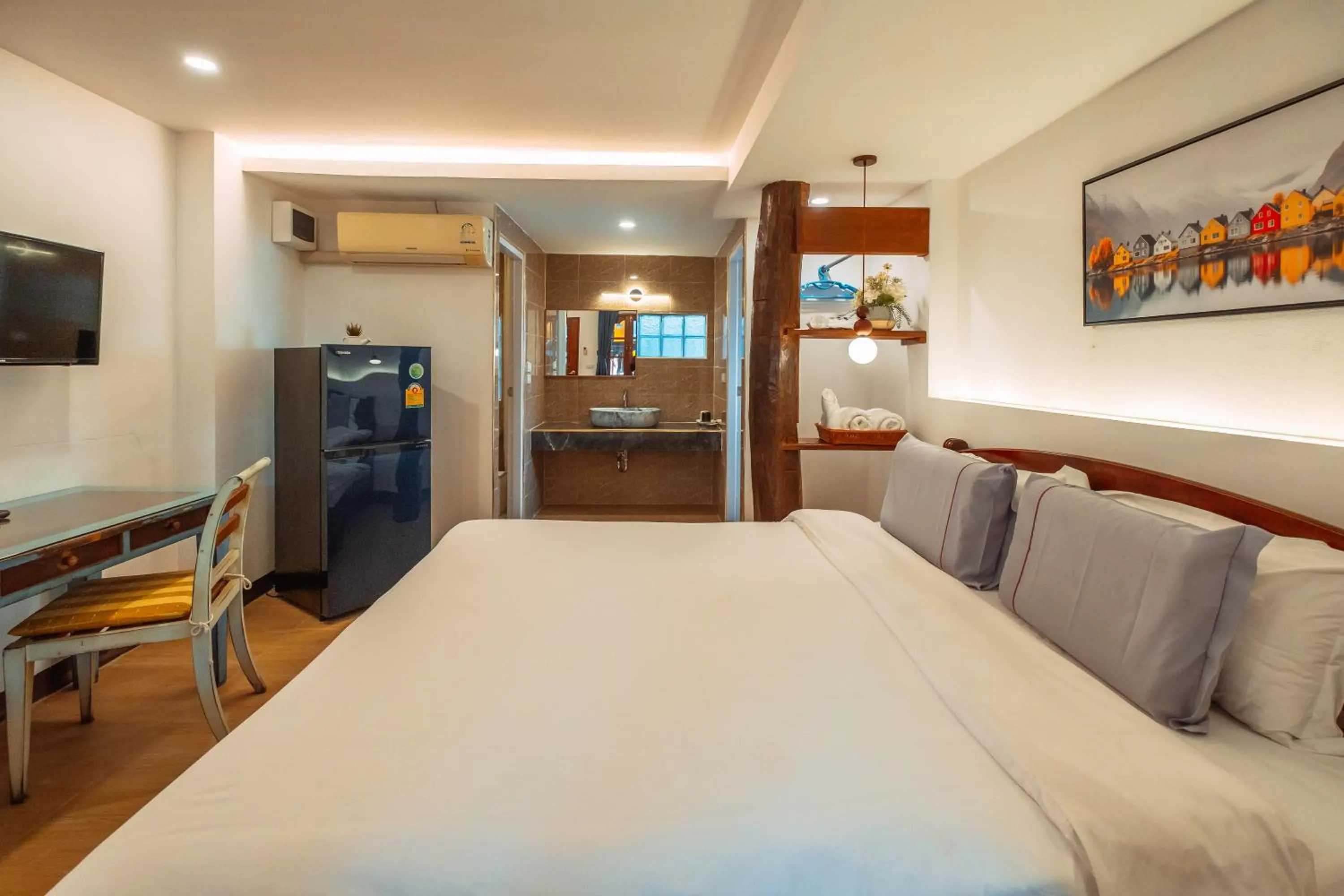 Bedroom, Bed in Pao Come Boutique House