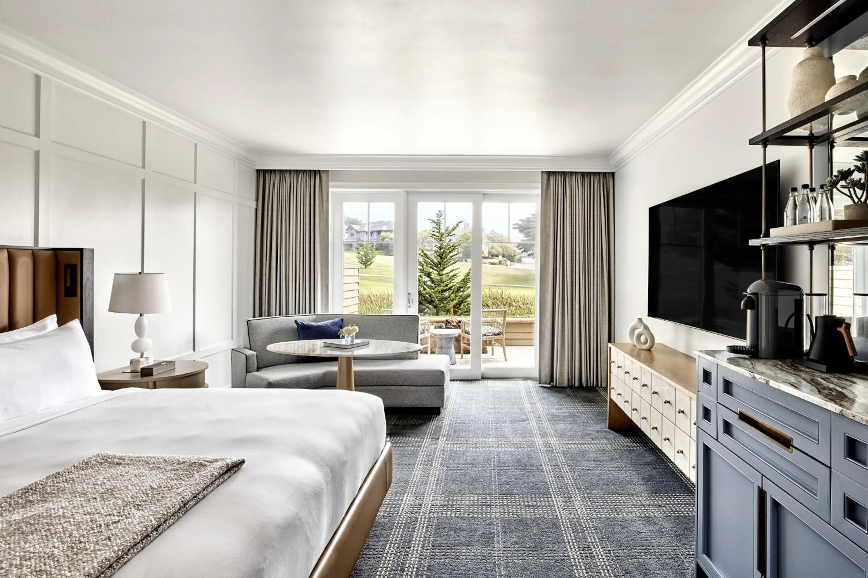 Photo of the whole room, Bed in The Ritz-Carlton, Half Moon Bay