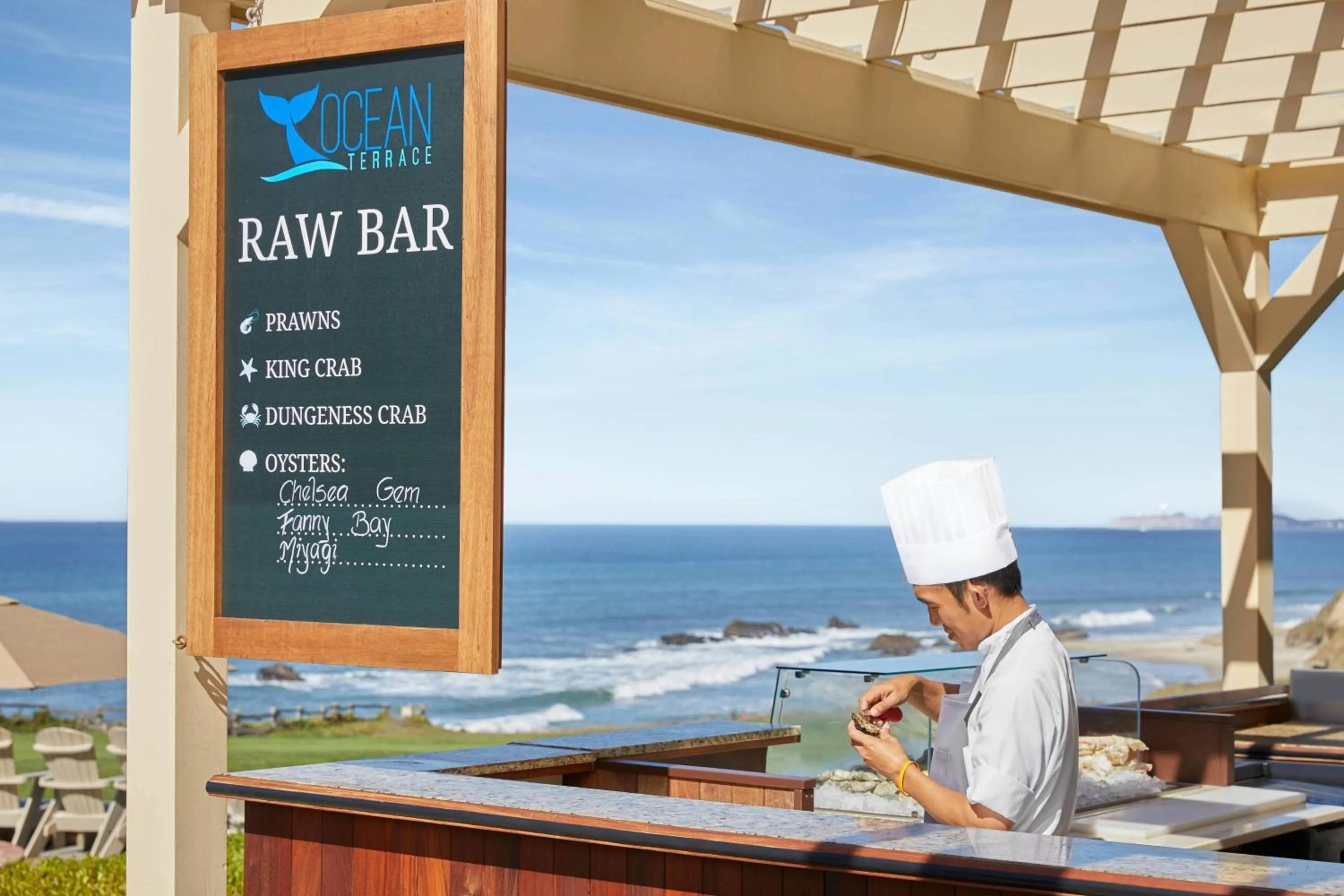 Lounge or bar in The Ritz-Carlton, Half Moon Bay