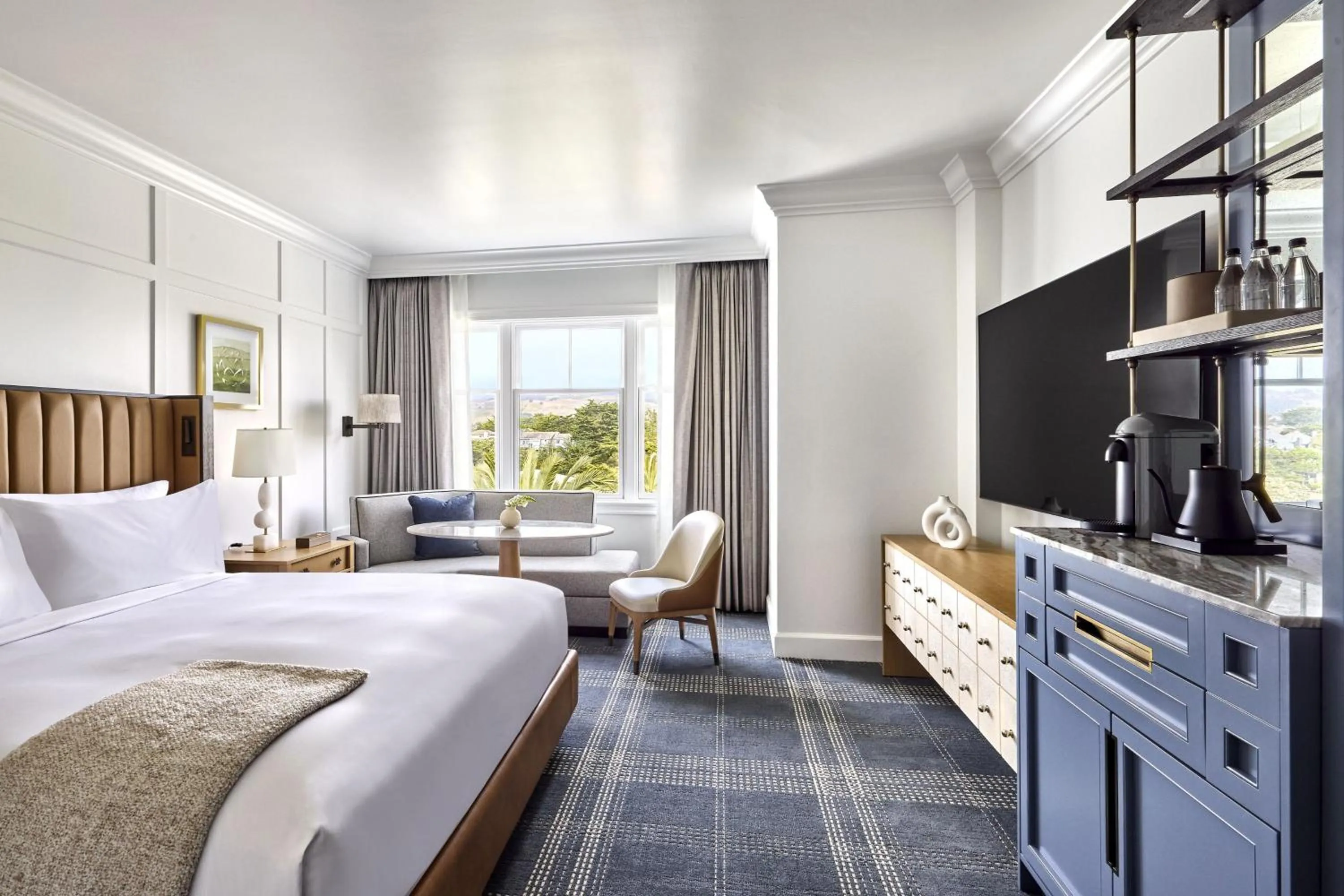 Photo of the whole room, Bed in The Ritz-Carlton, Half Moon Bay