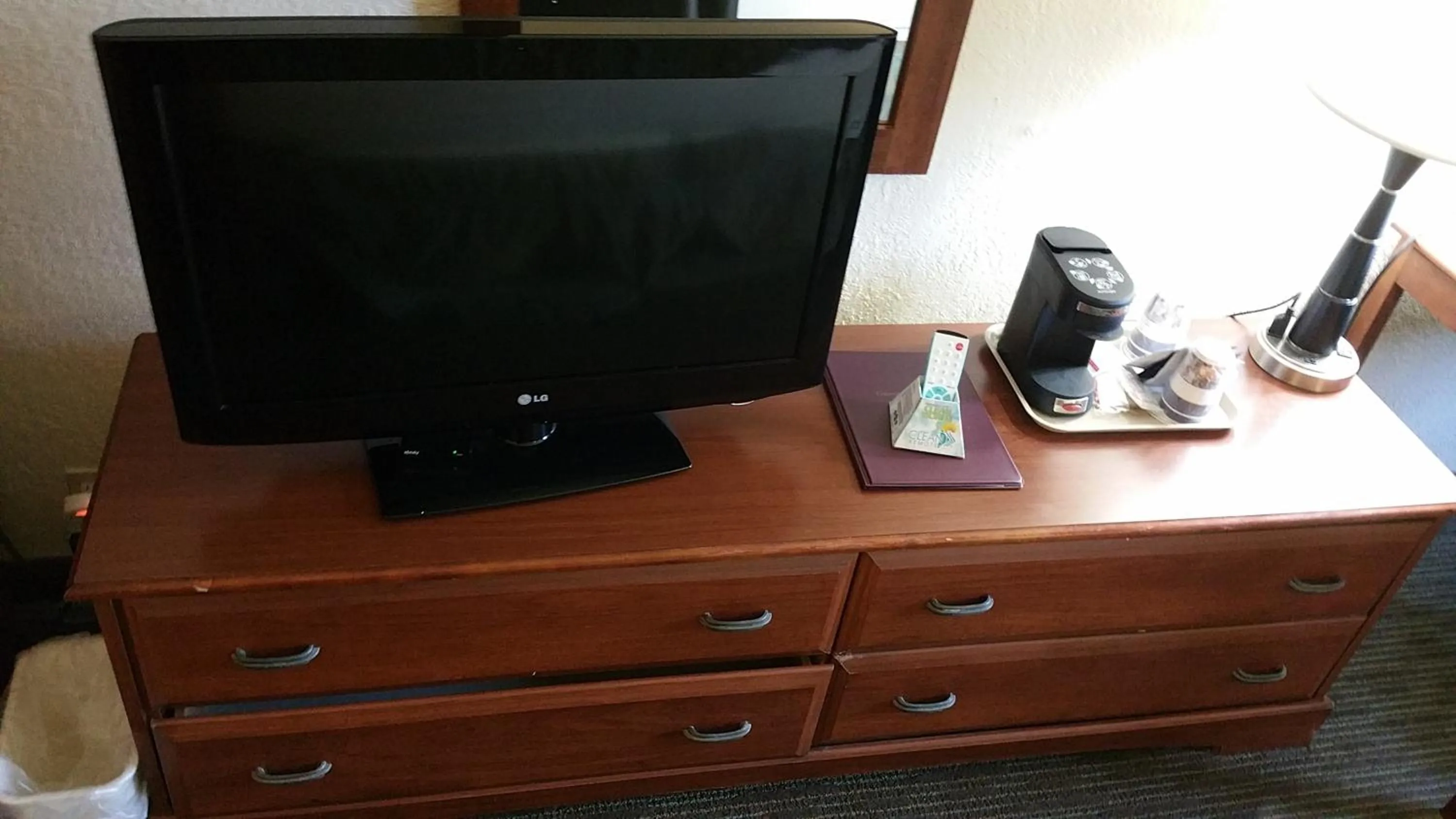 TV and multimedia in Baymont by Wyndham Sarasota