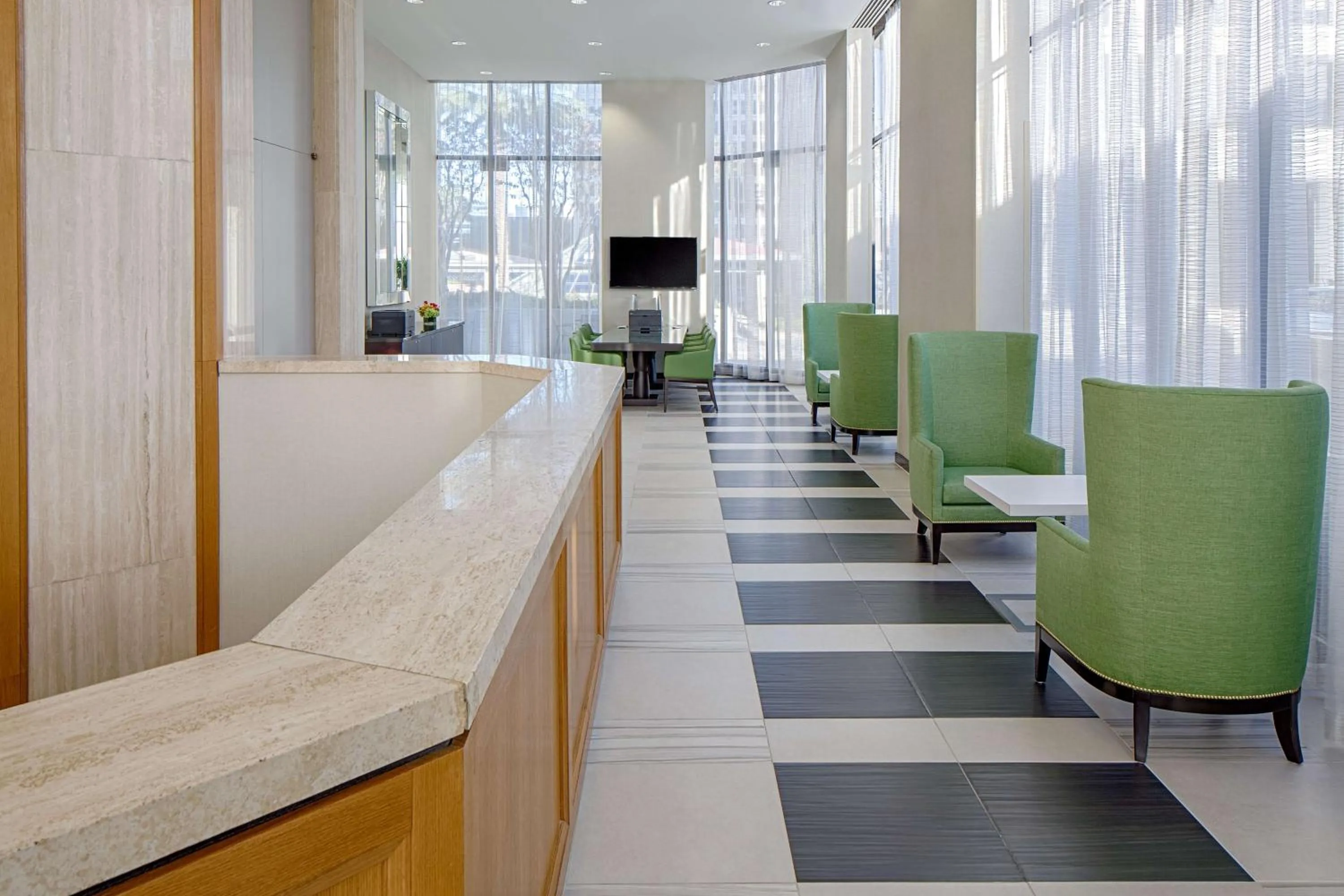 Business facilities in DoubleTree by Hilton Hotel Houston Greenway Plaza