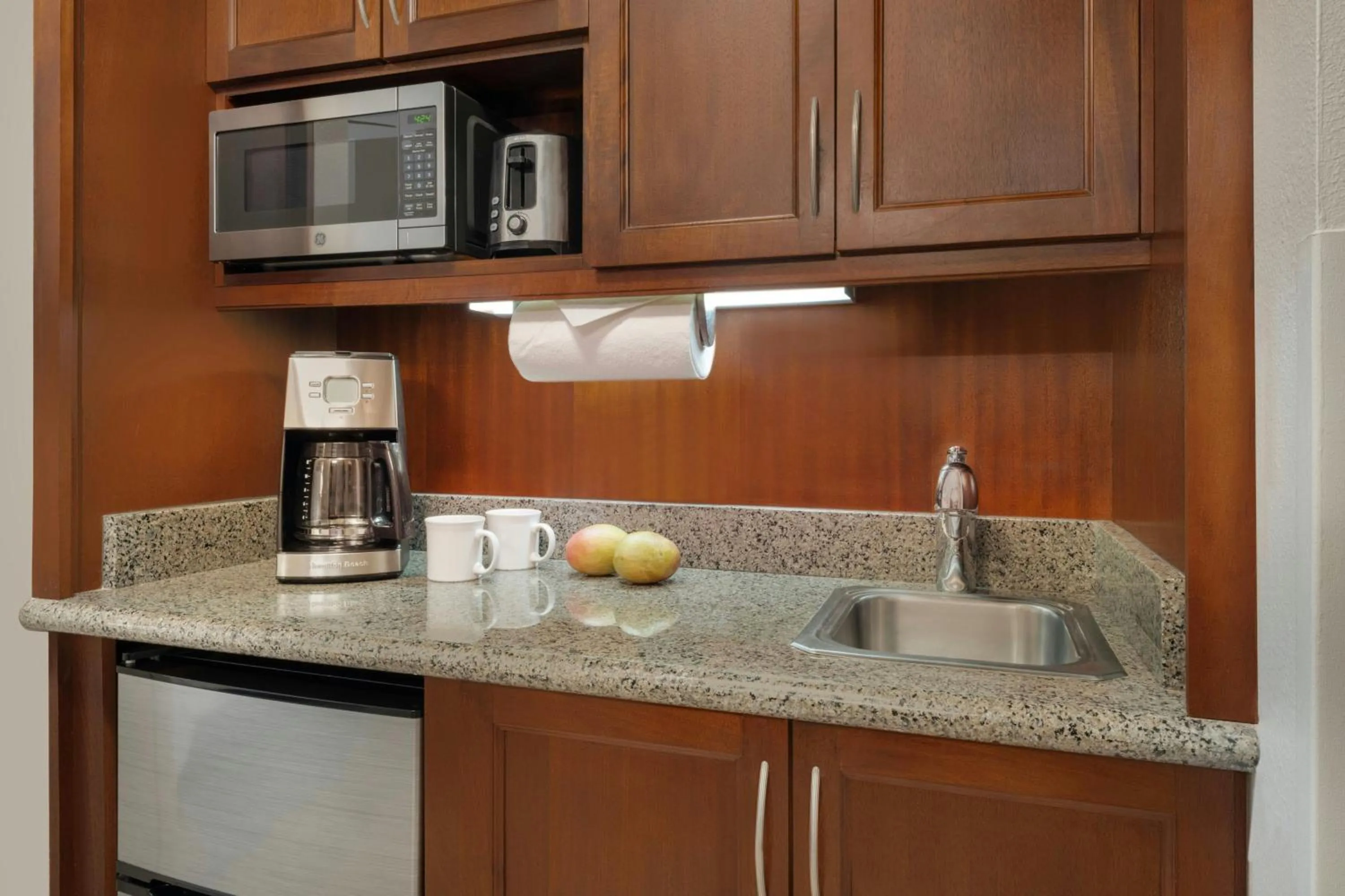 Kitchen or kitchenette in Marriott's Maui Ocean Club - Lahaina & Napili Towers