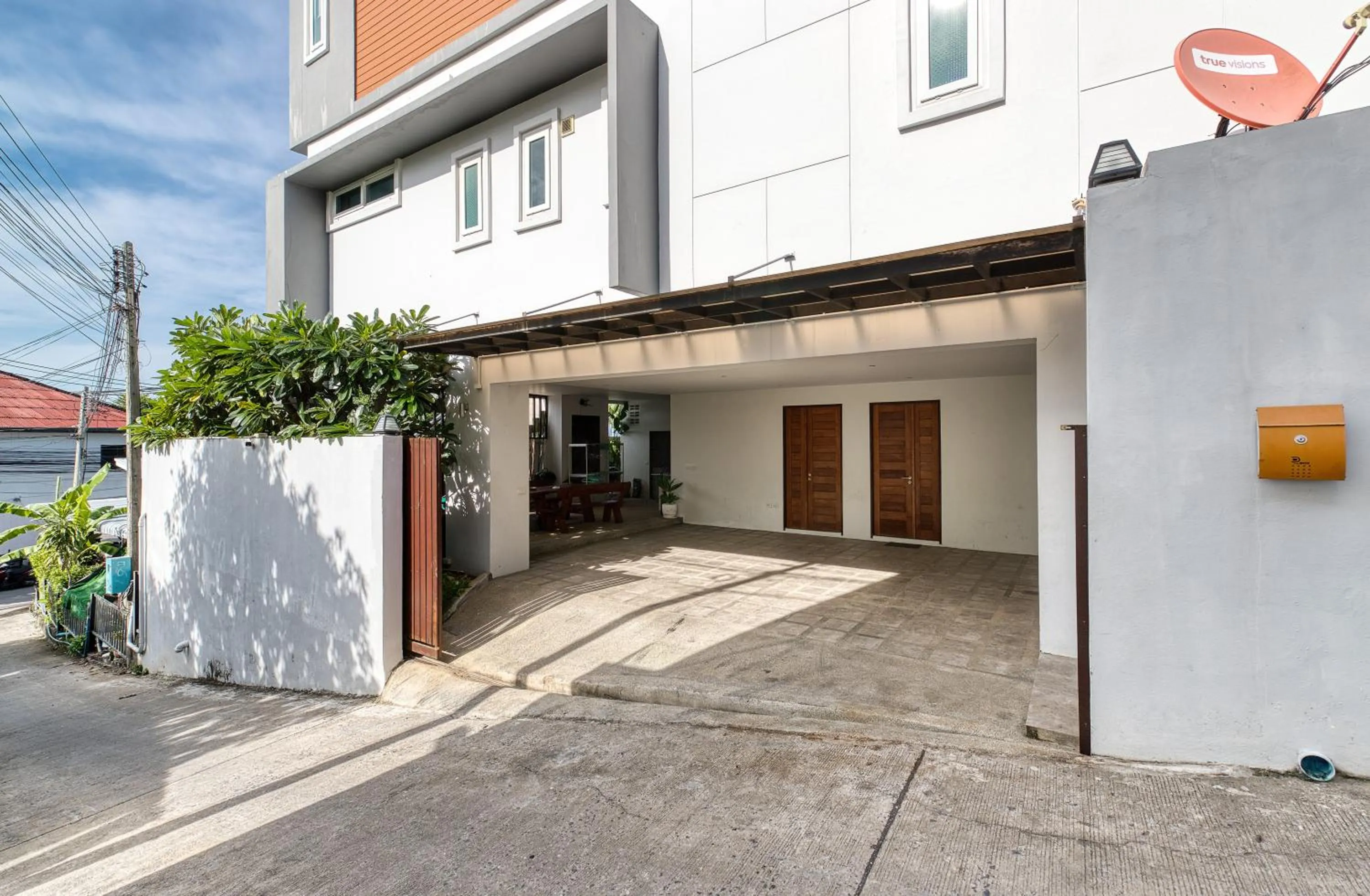 Property building in Surisa Seaview Pool Villas