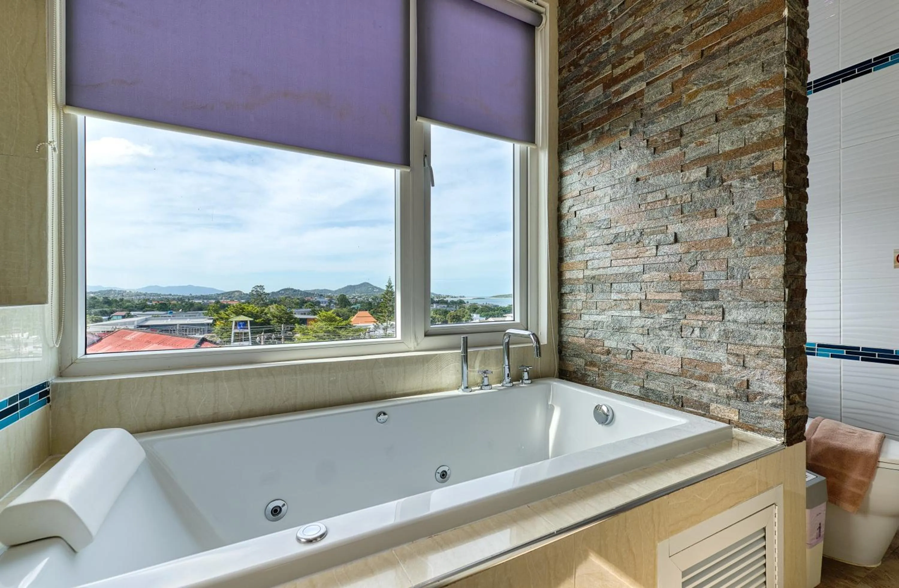Bathroom in Surisa Seaview Pool Villas