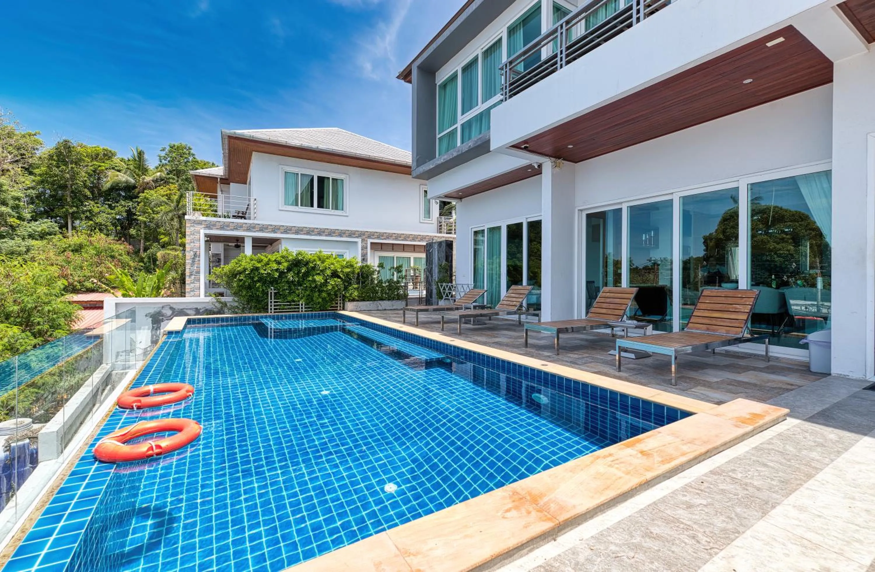 Swimming pool in Surisa Seaview Pool Villas