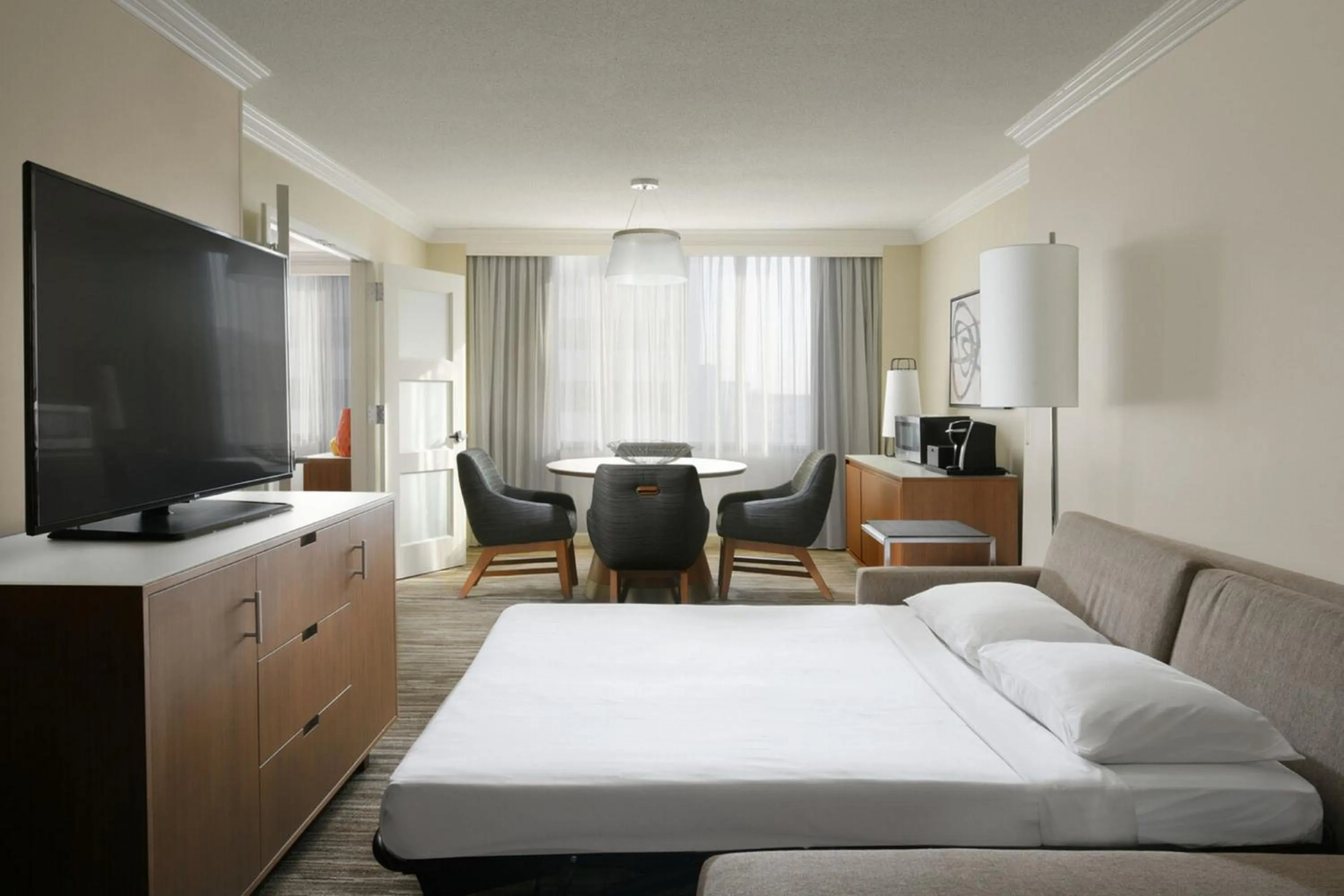 Living room, Bed in Houston Marriott Medical Center/Museum District