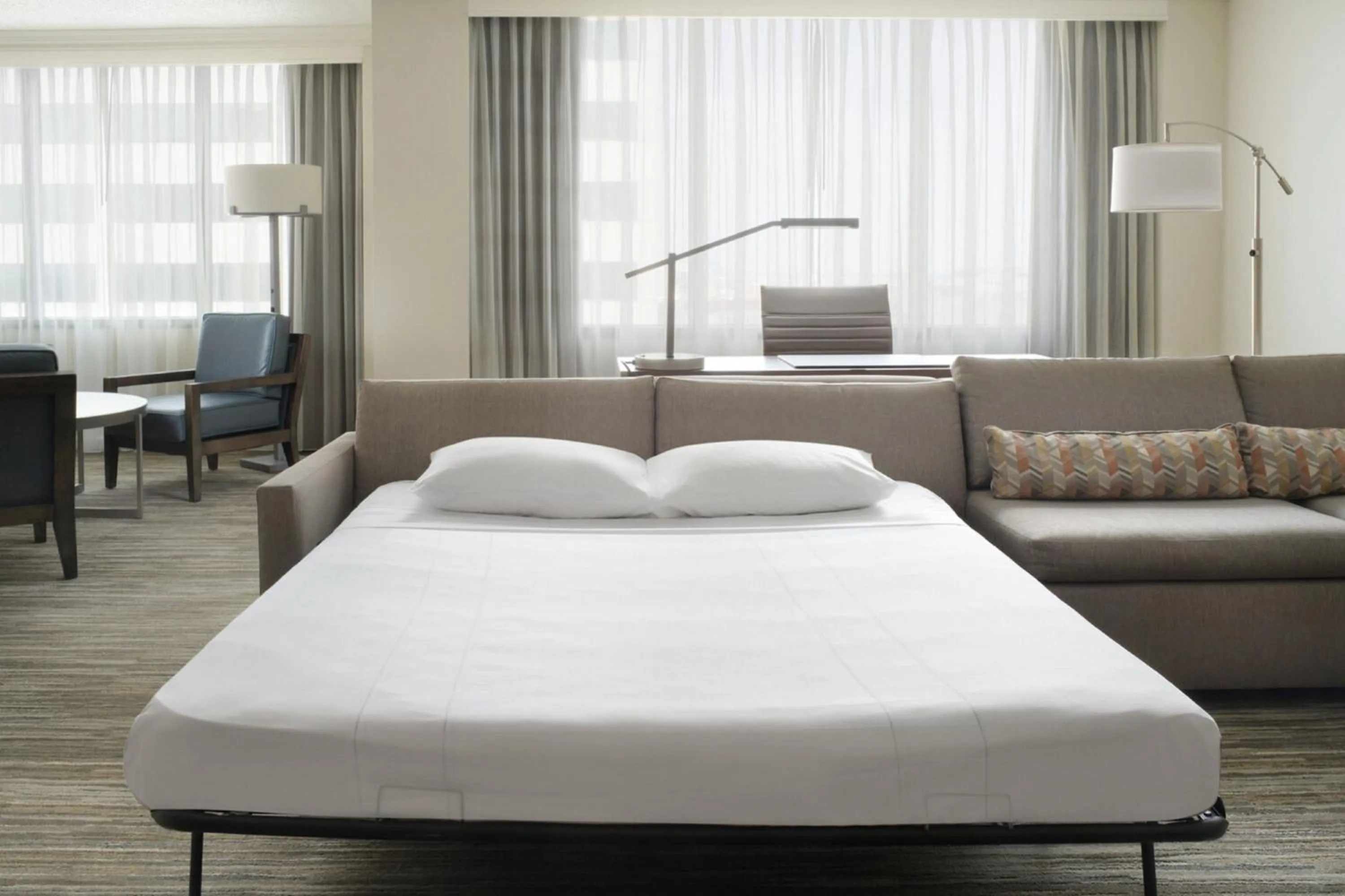 Living room, Bed in Houston Marriott Medical Center/Museum District