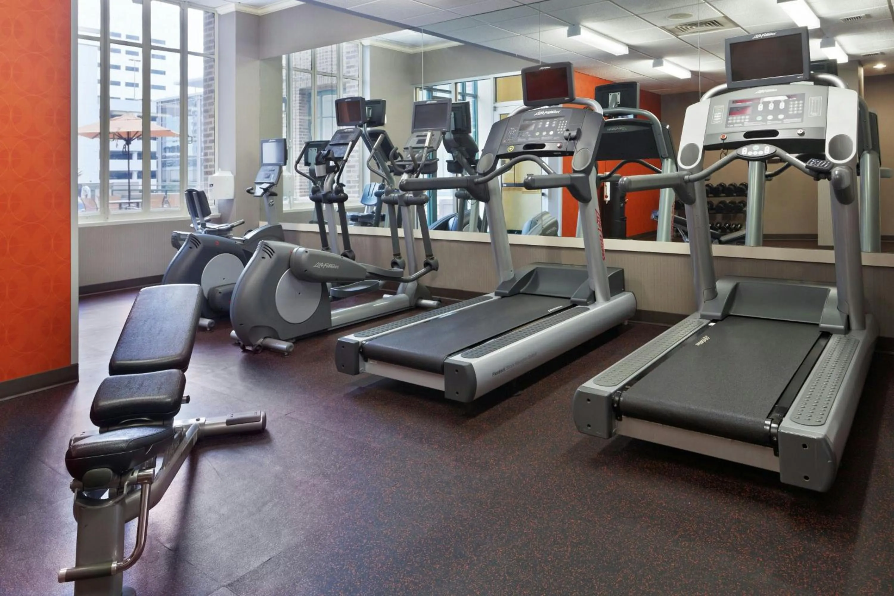 Fitness centre/facilities in Residence Inn Houston Downtown/Convention Center