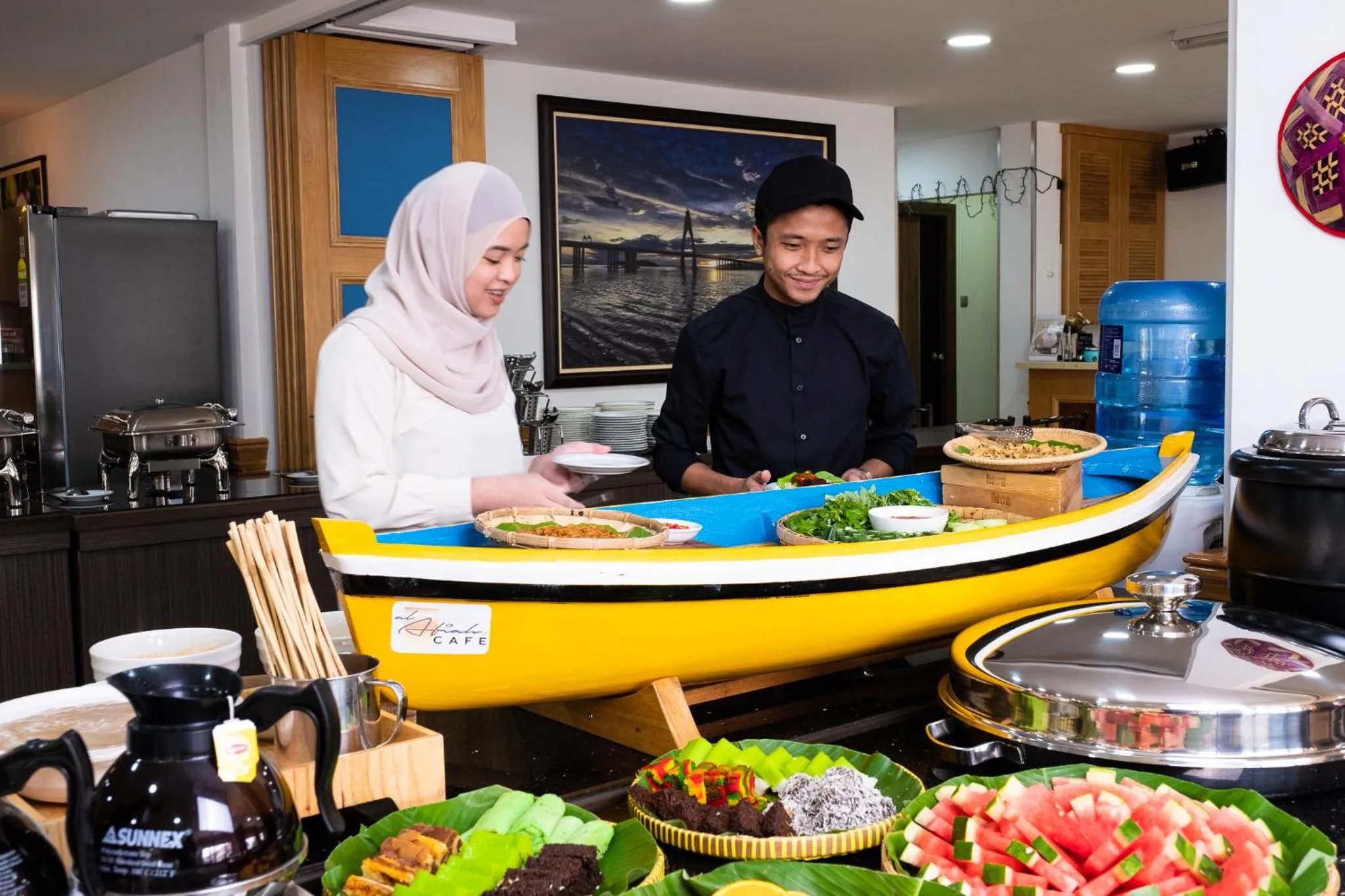 Restaurant/places to eat in Al Afiah Hotel