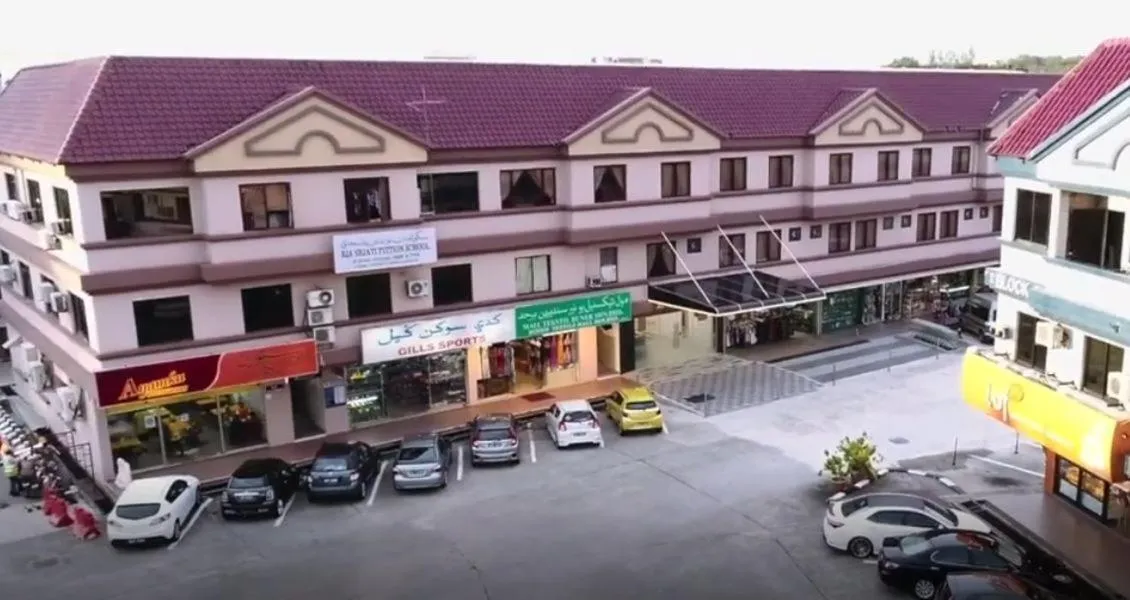 Quiet street view in Al Afiah Hotel