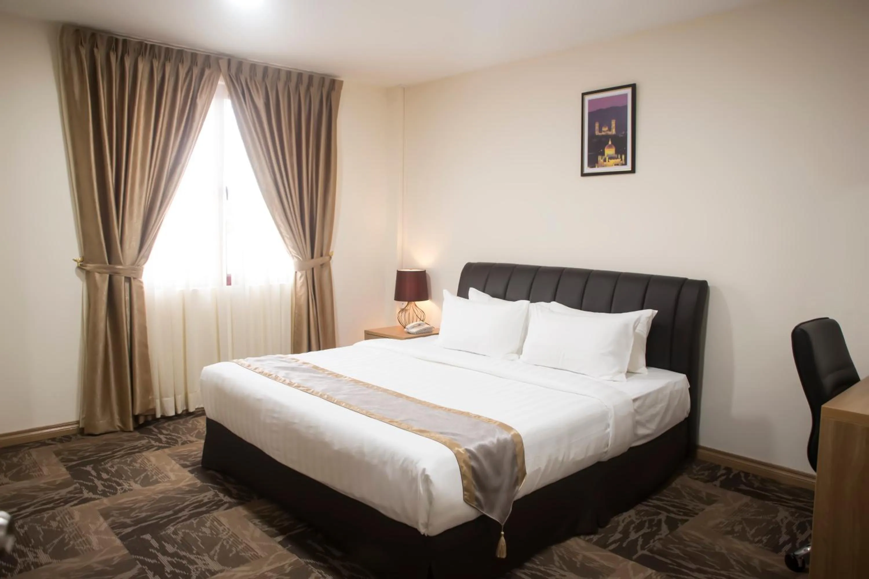 Bed in Al Afiah Hotel