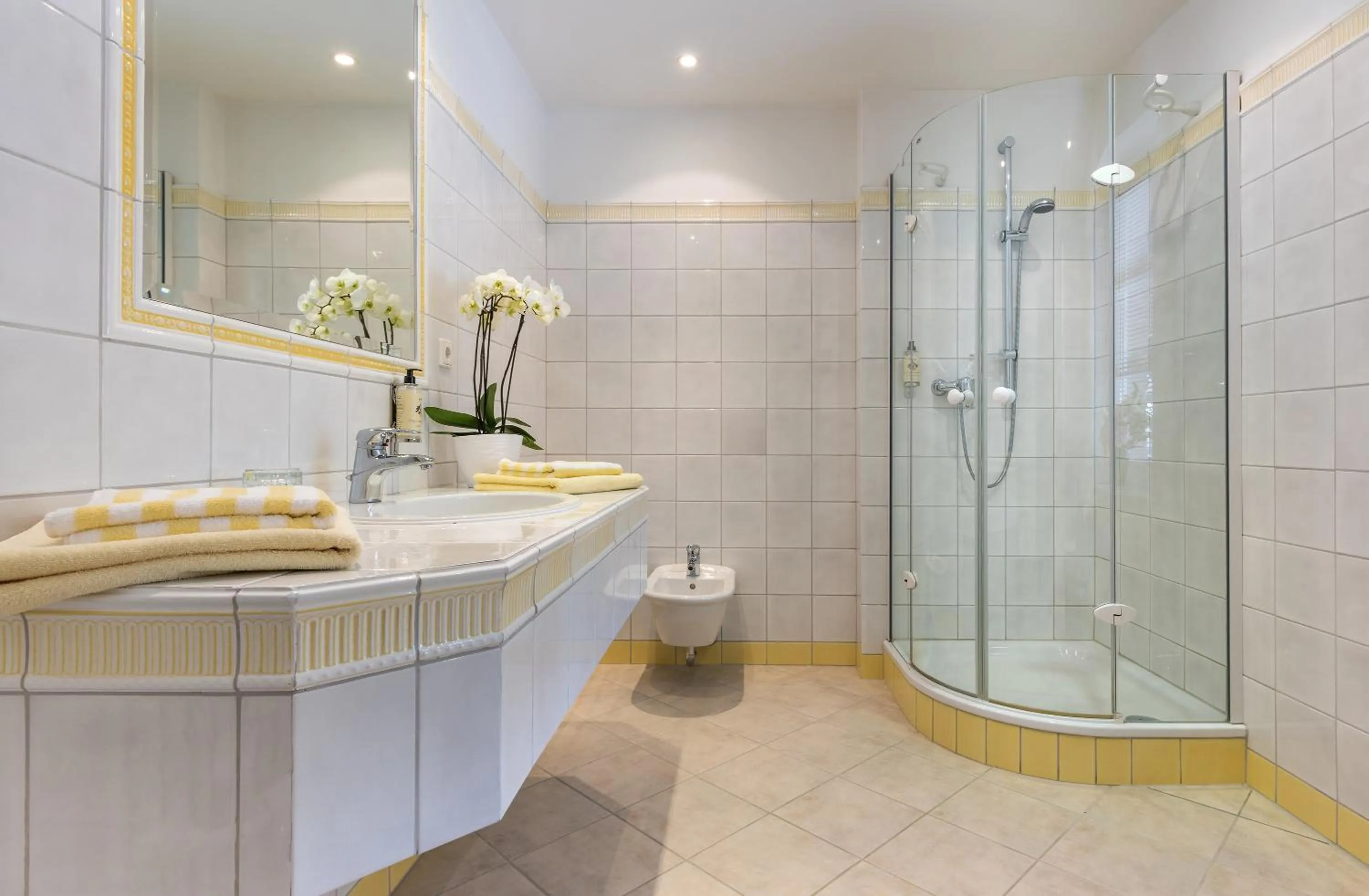 Bathroom in Burg Heimerzheim