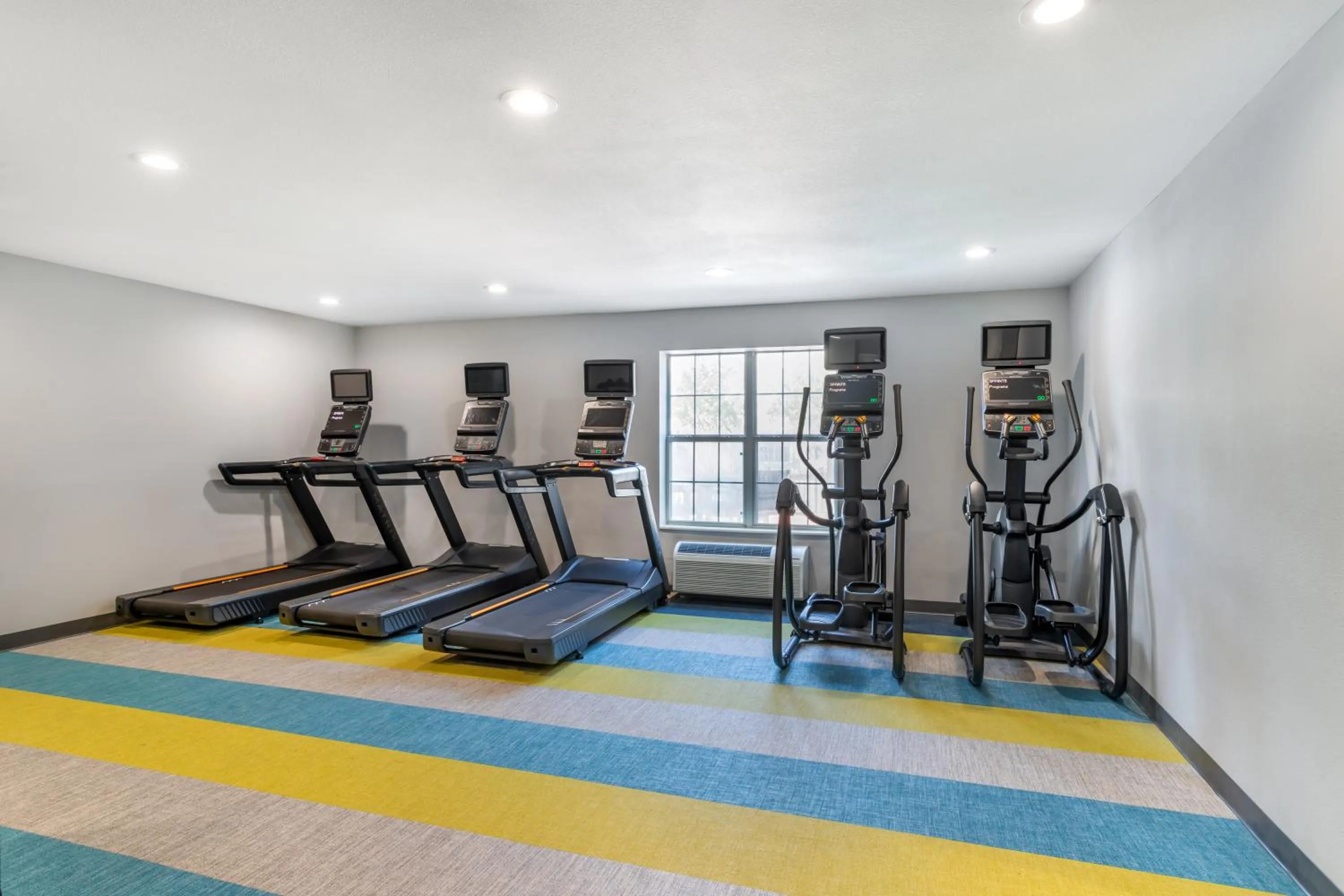 Fitness centre/facilities in MainStay Suites Houston NASA-Clear Lake