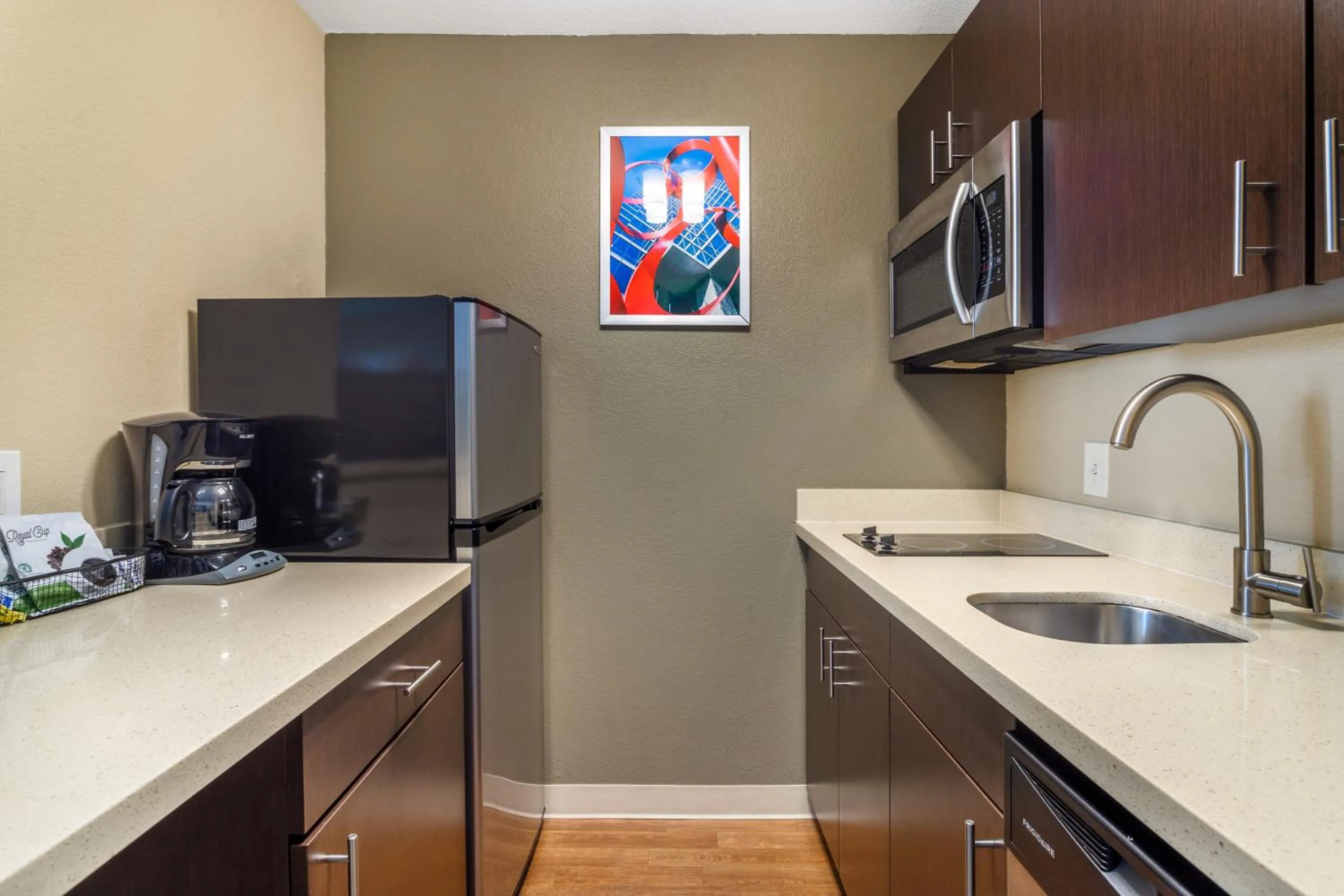 kitchen in MainStay Suites Houston NASA-Clear Lake