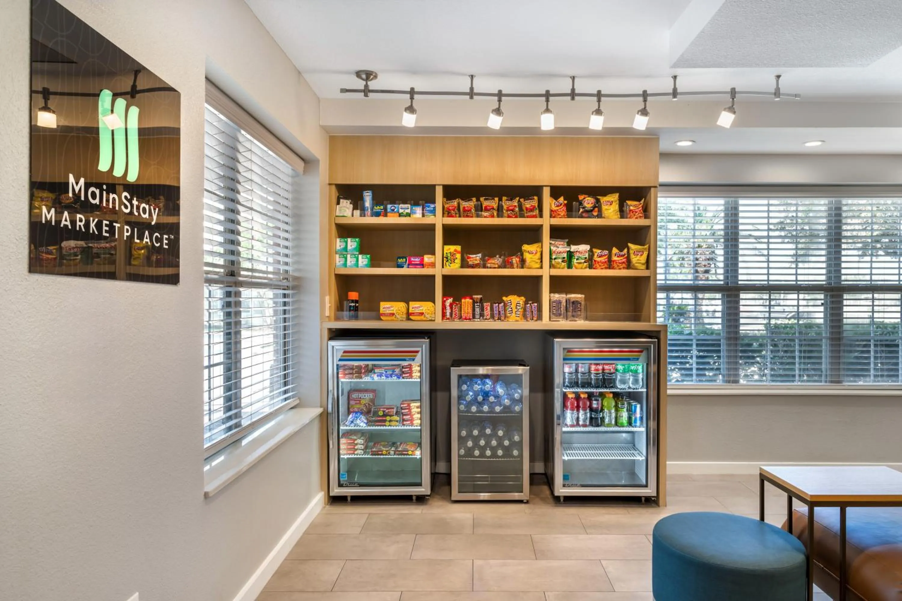 Food and drinks in MainStay Suites Houston NASA-Clear Lake