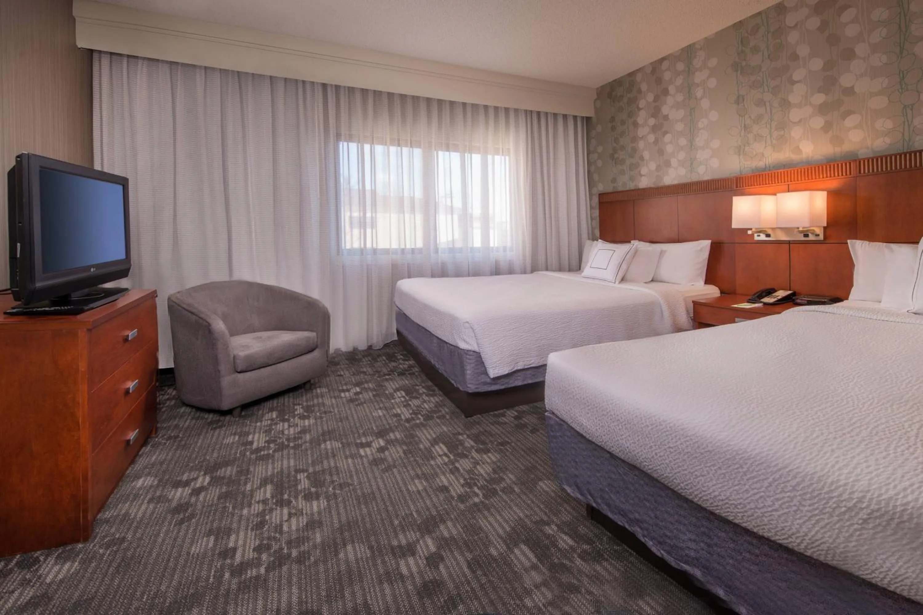 Bedroom, Bed in Courtyard by Marriott Dulles Airport Chantilly