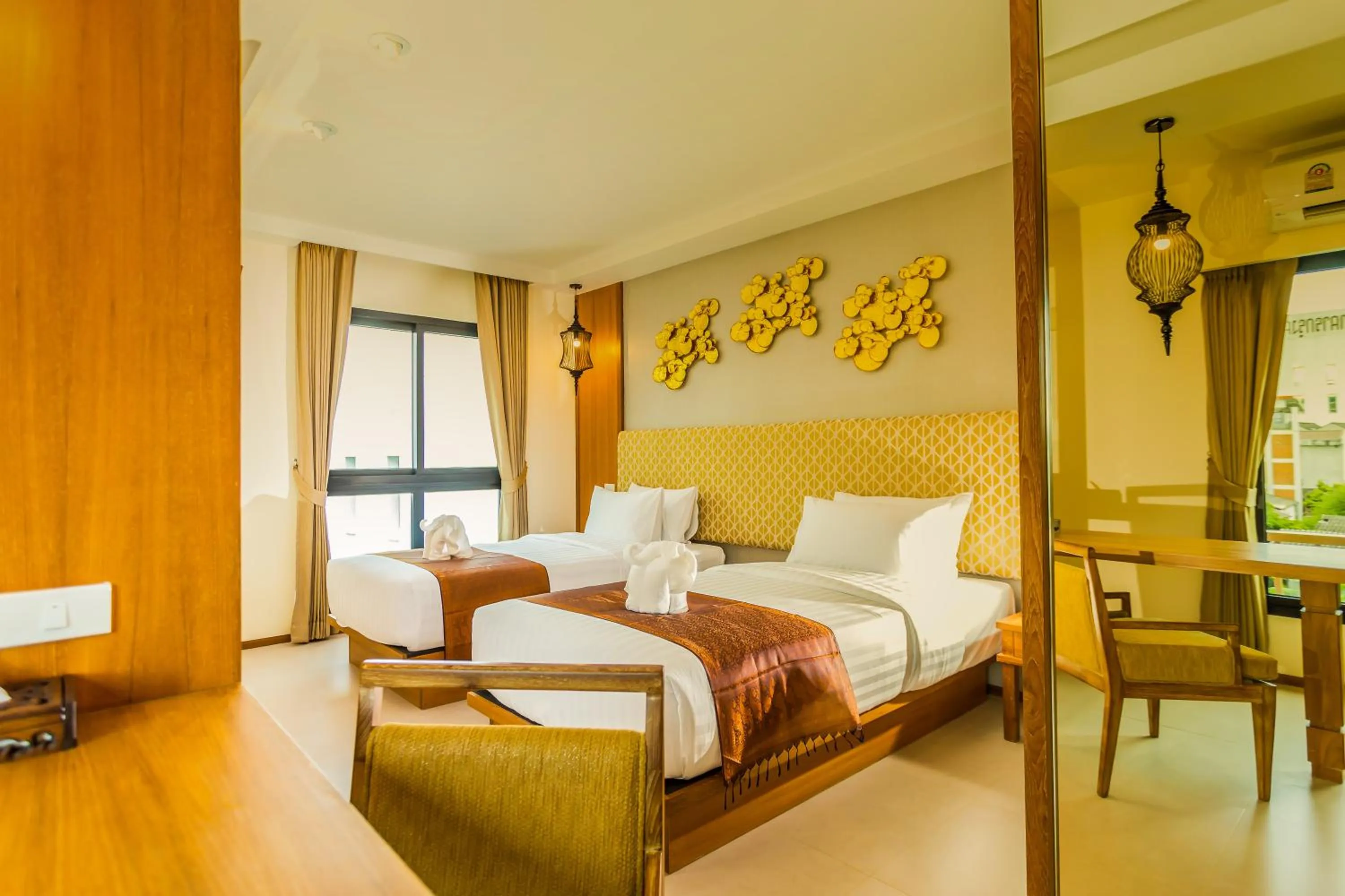 Bedroom, Bed in The Signature Hotel @ Thapae