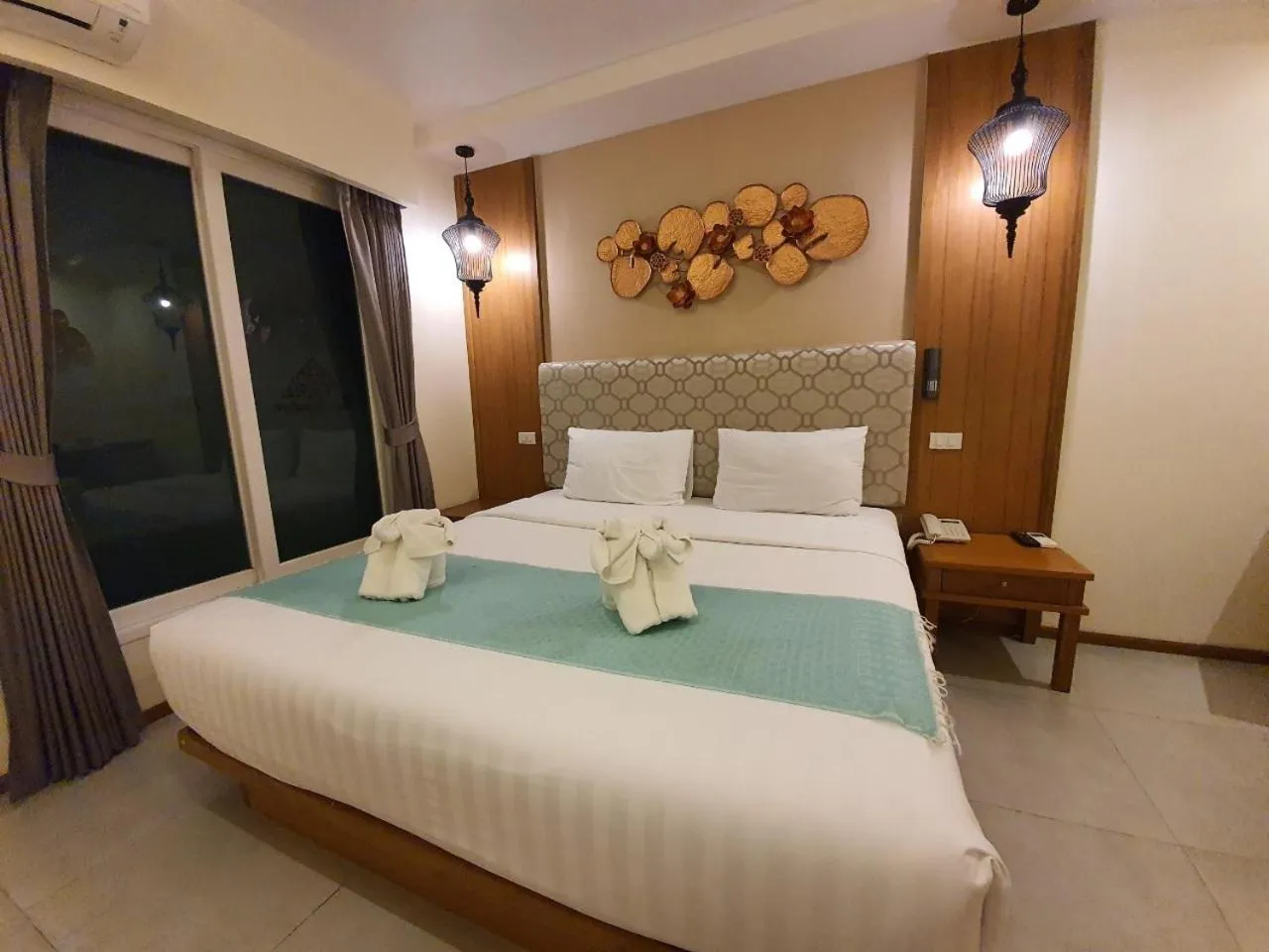 Bedroom, Bed in The Signature Hotel @ Thapae