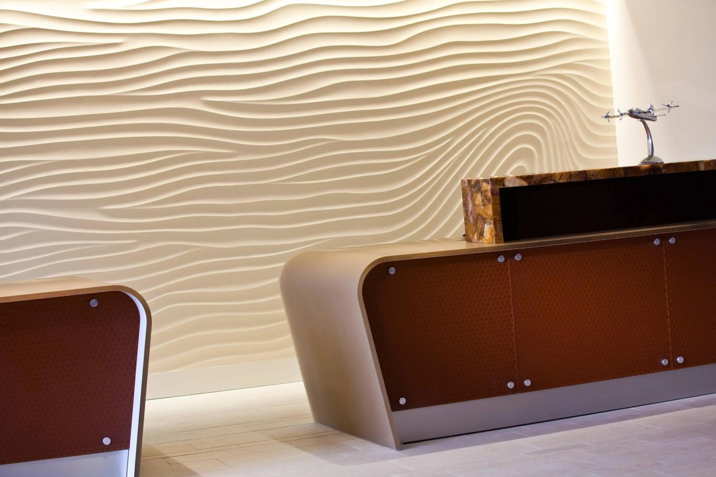 Lobby or reception in Washington Dulles Airport Marriott