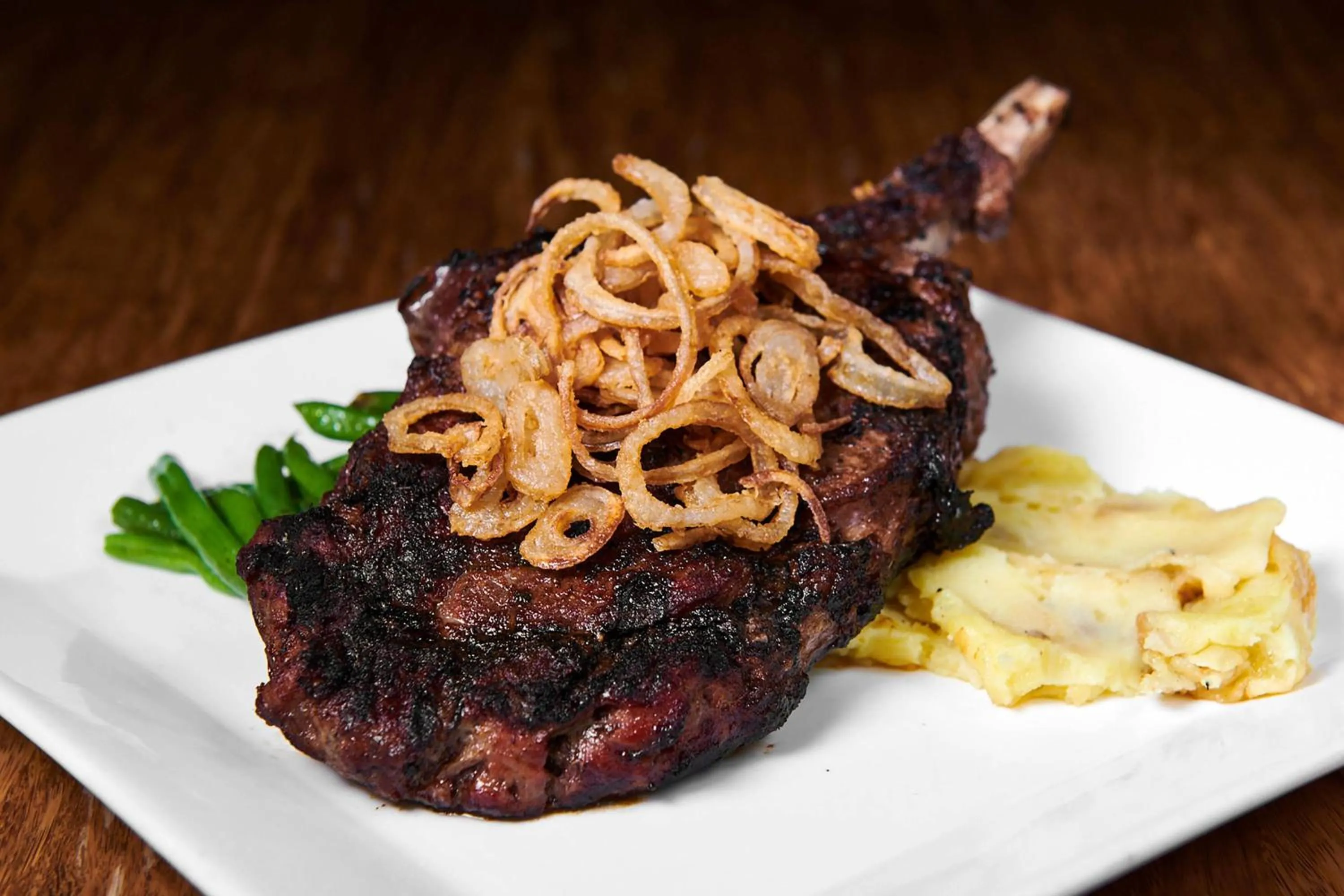 Lounge or bar in Washington Dulles Airport Marriott