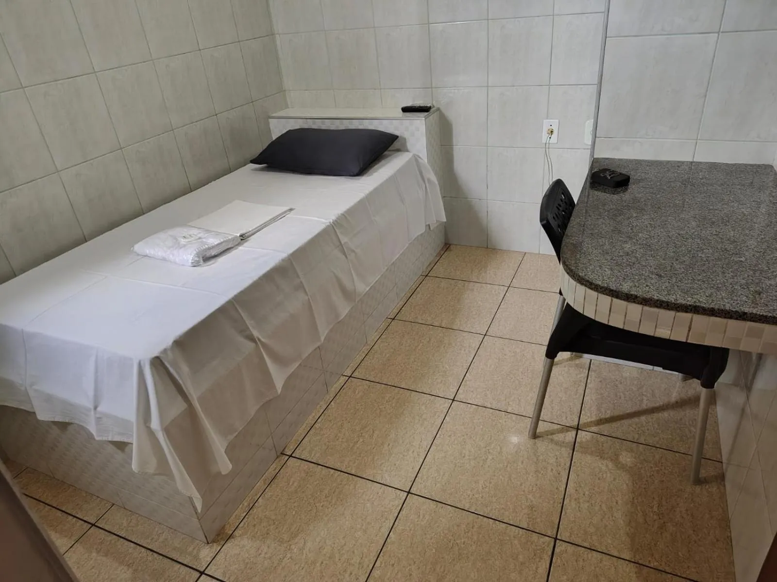 Bed in Hotel Val-de-Cans Aeroporto