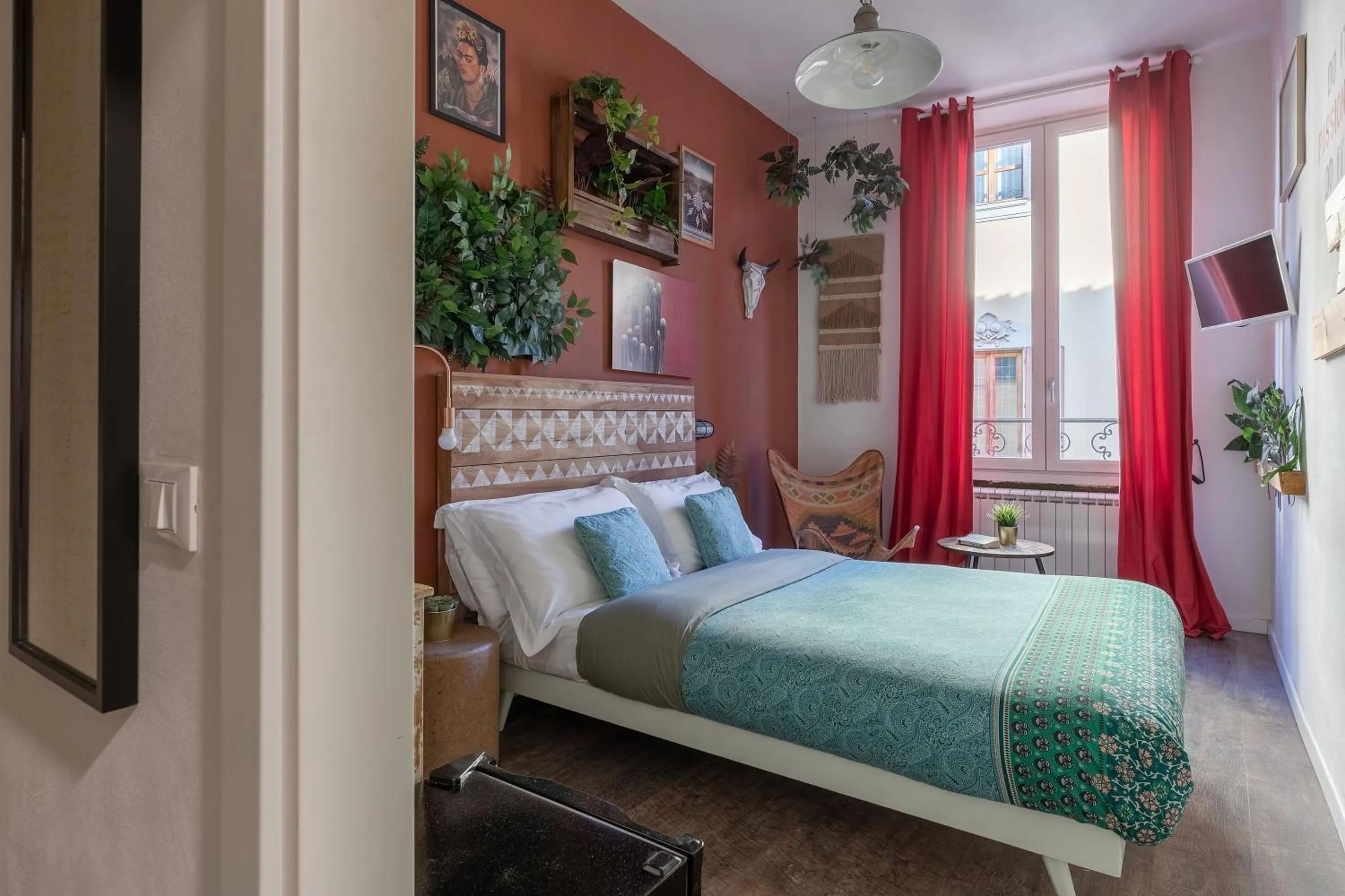 Bedroom, Bed in Coderooms