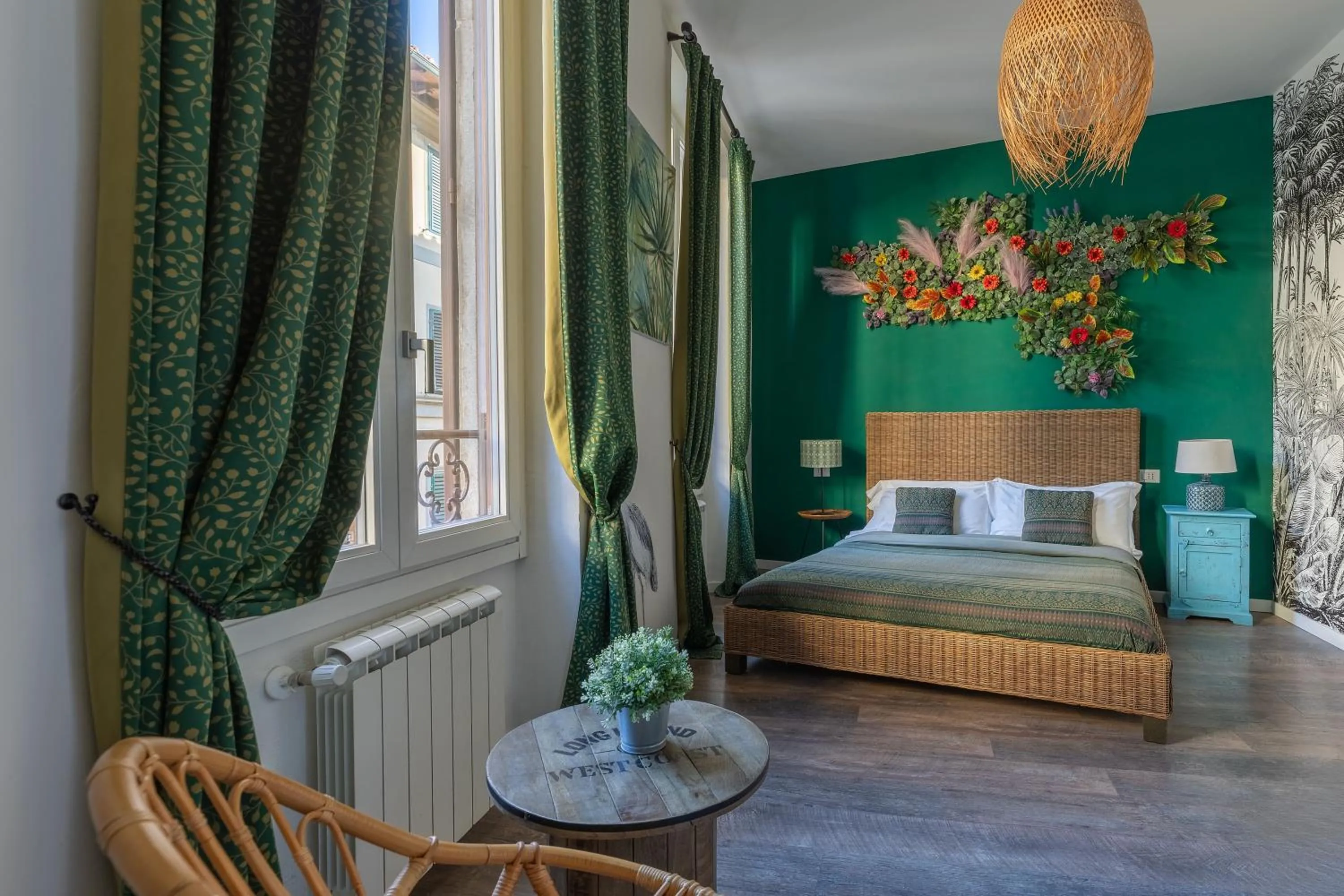 Bedroom, Bed in Coderooms