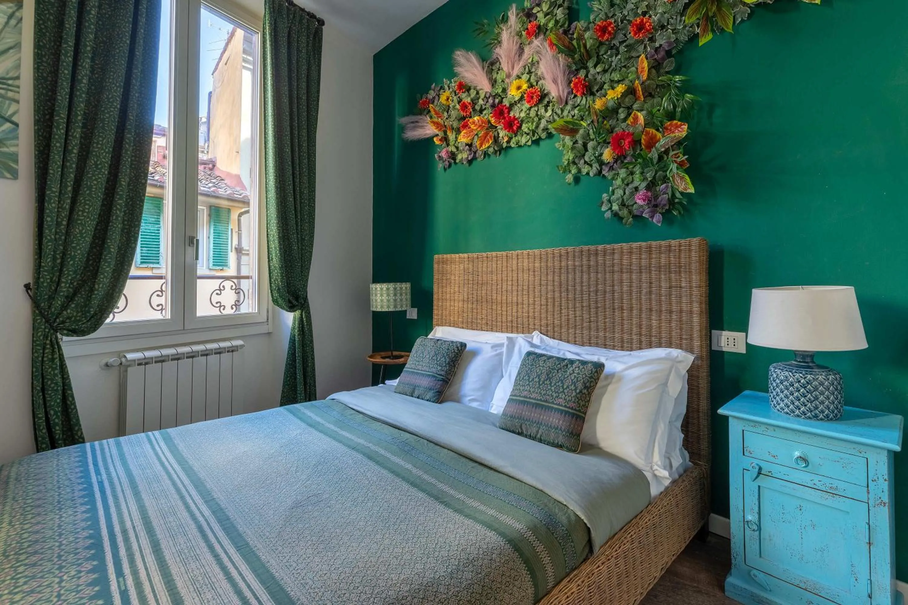 Bedroom, Bed in Coderooms